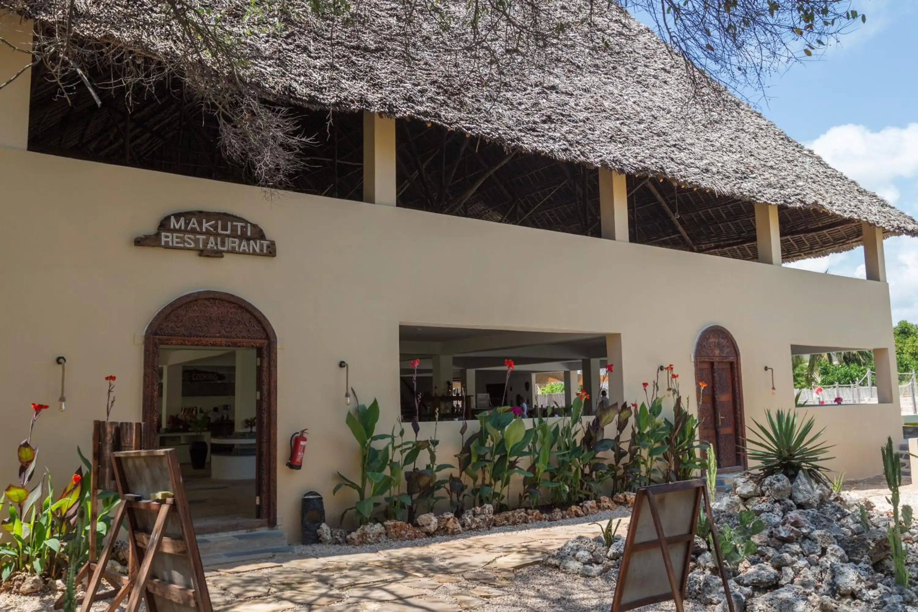 Restaurant/places to eat in Reef & Beach Resort - Spa Jambiani Restaurant/places to eat in Reef & Beach Resort - Spa Jambiani