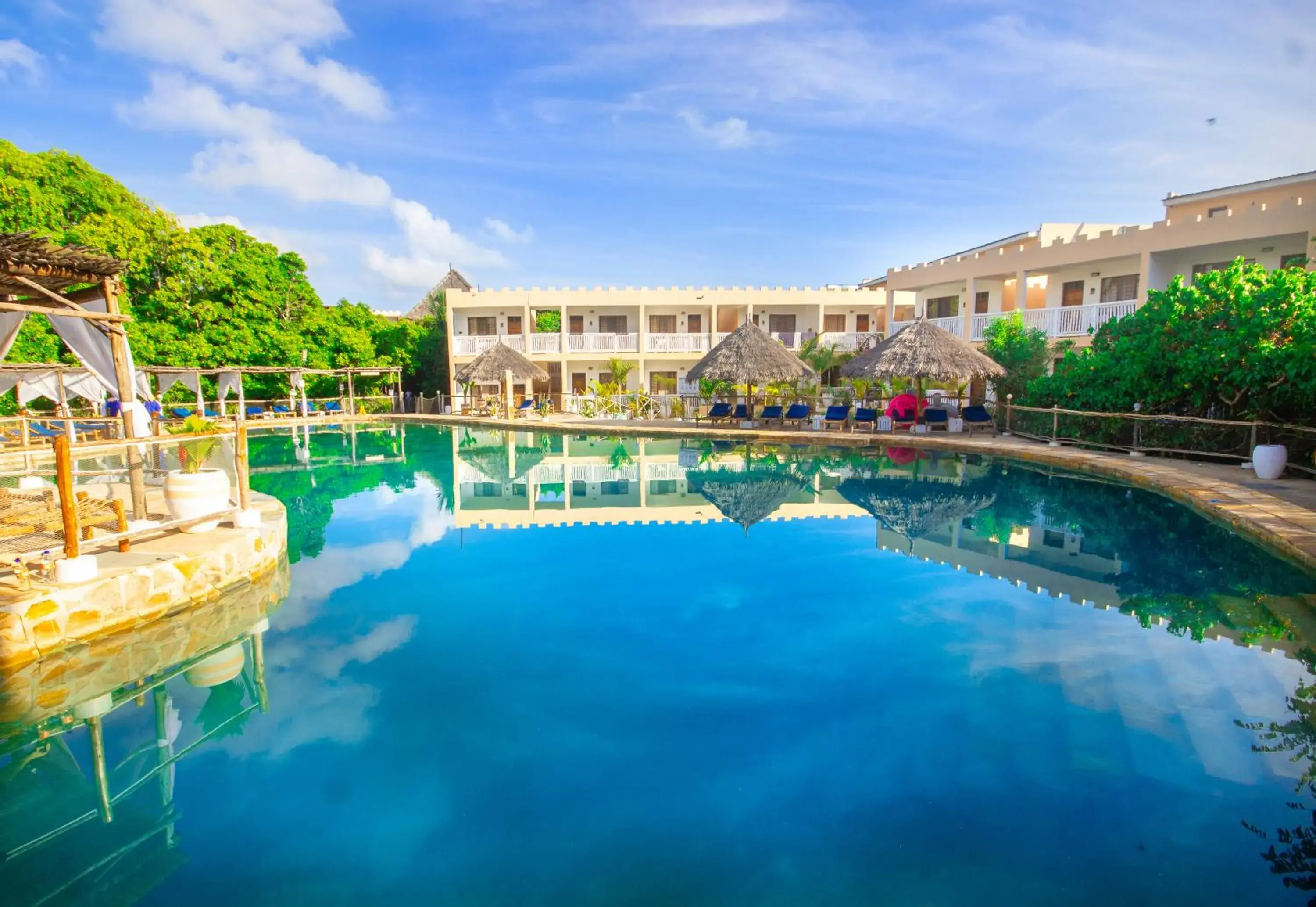 Swimming pool in Reef & Beach Resort - Spa Jambiani Swimming pool in Reef & Beach Resort - Spa Jambiani