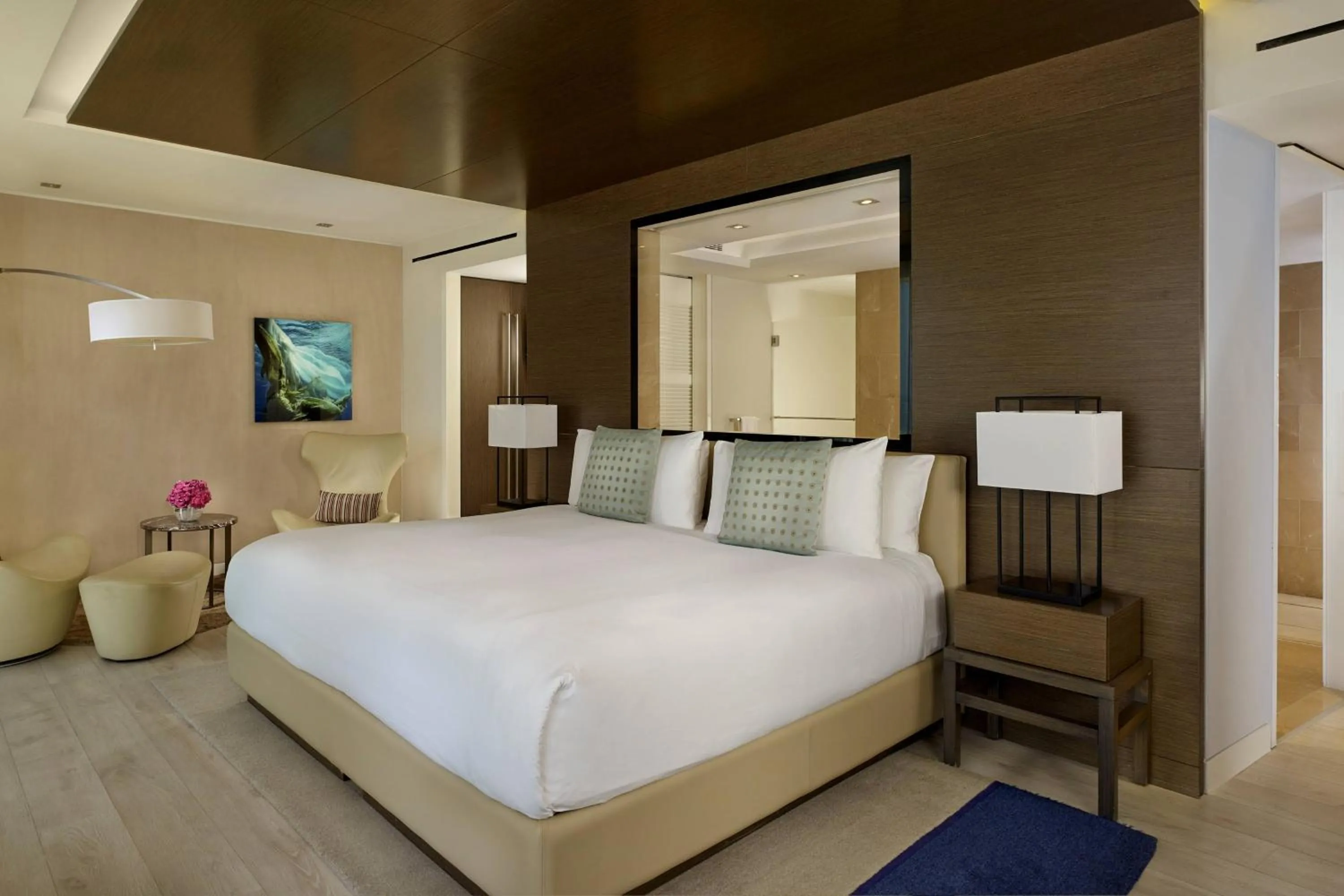 Photo of the whole room, Bed in The Ritz-Carlton, Herzliya