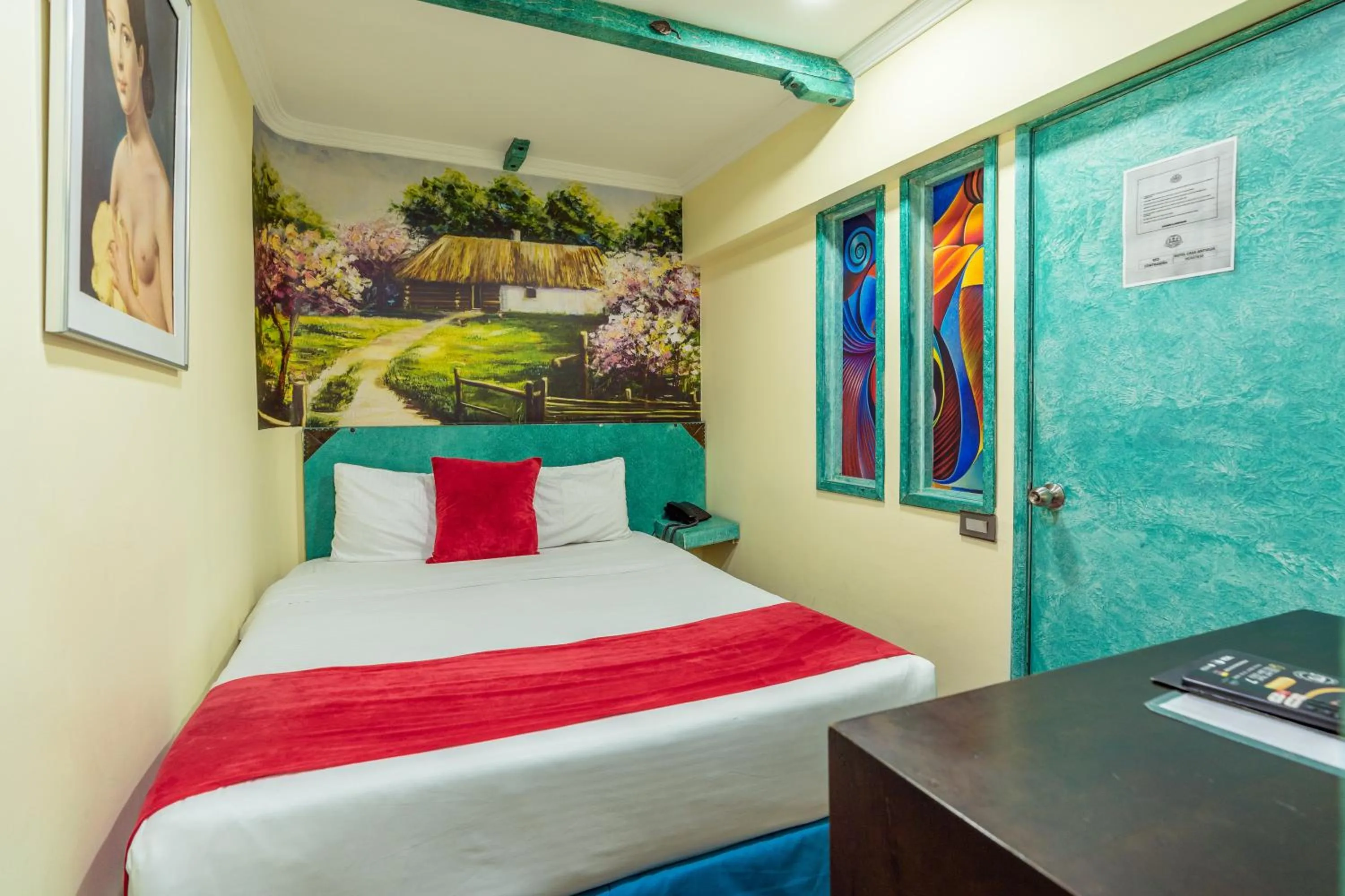 Bed in Hotel Casa Antigua