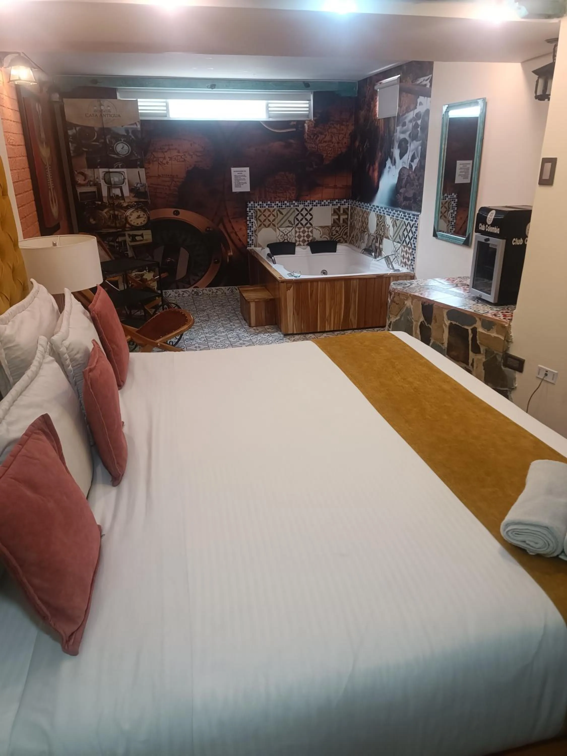 Hot Tub, Bed in Hotel Casa Antigua