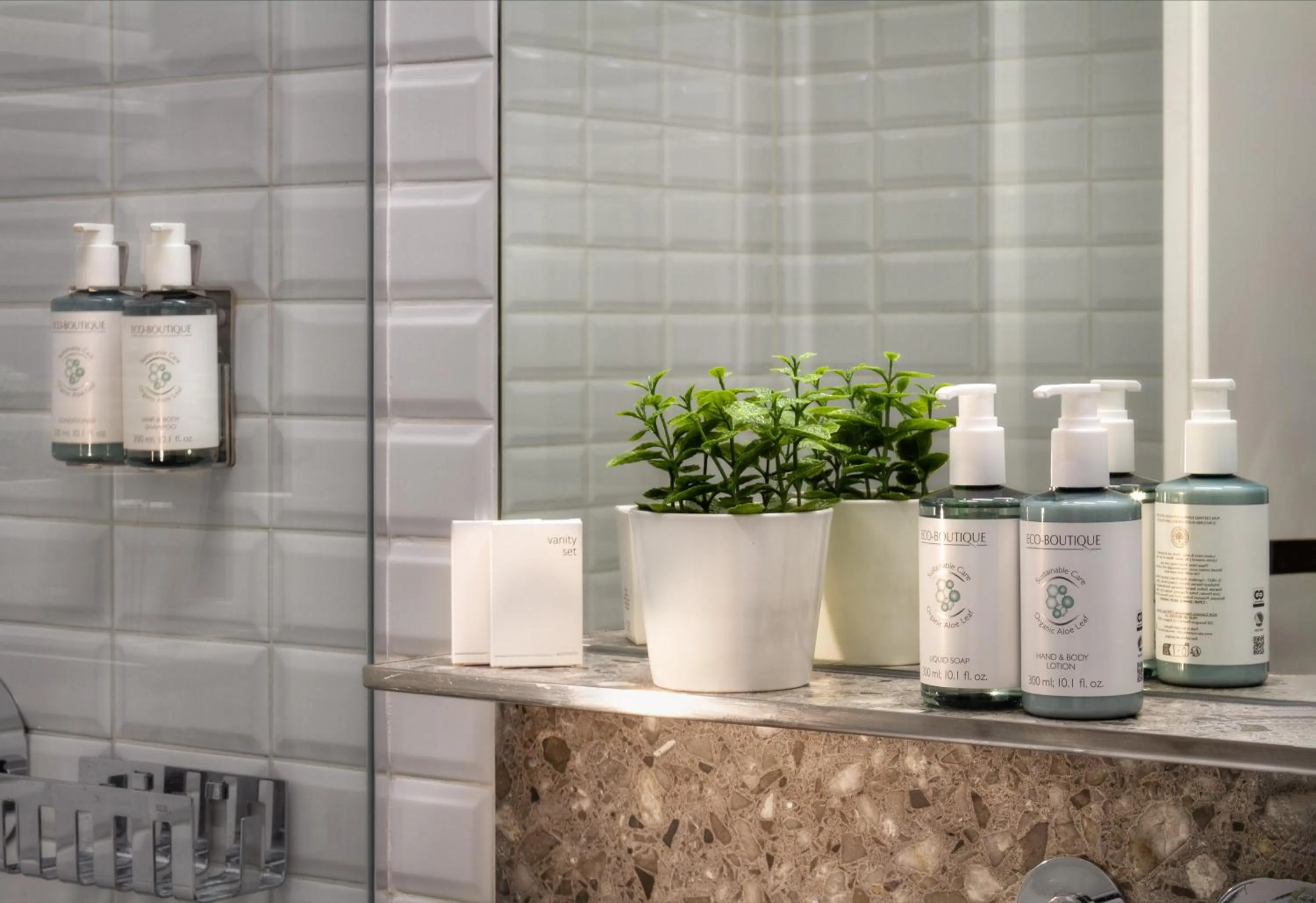 Bathroom in Hotel Mucha