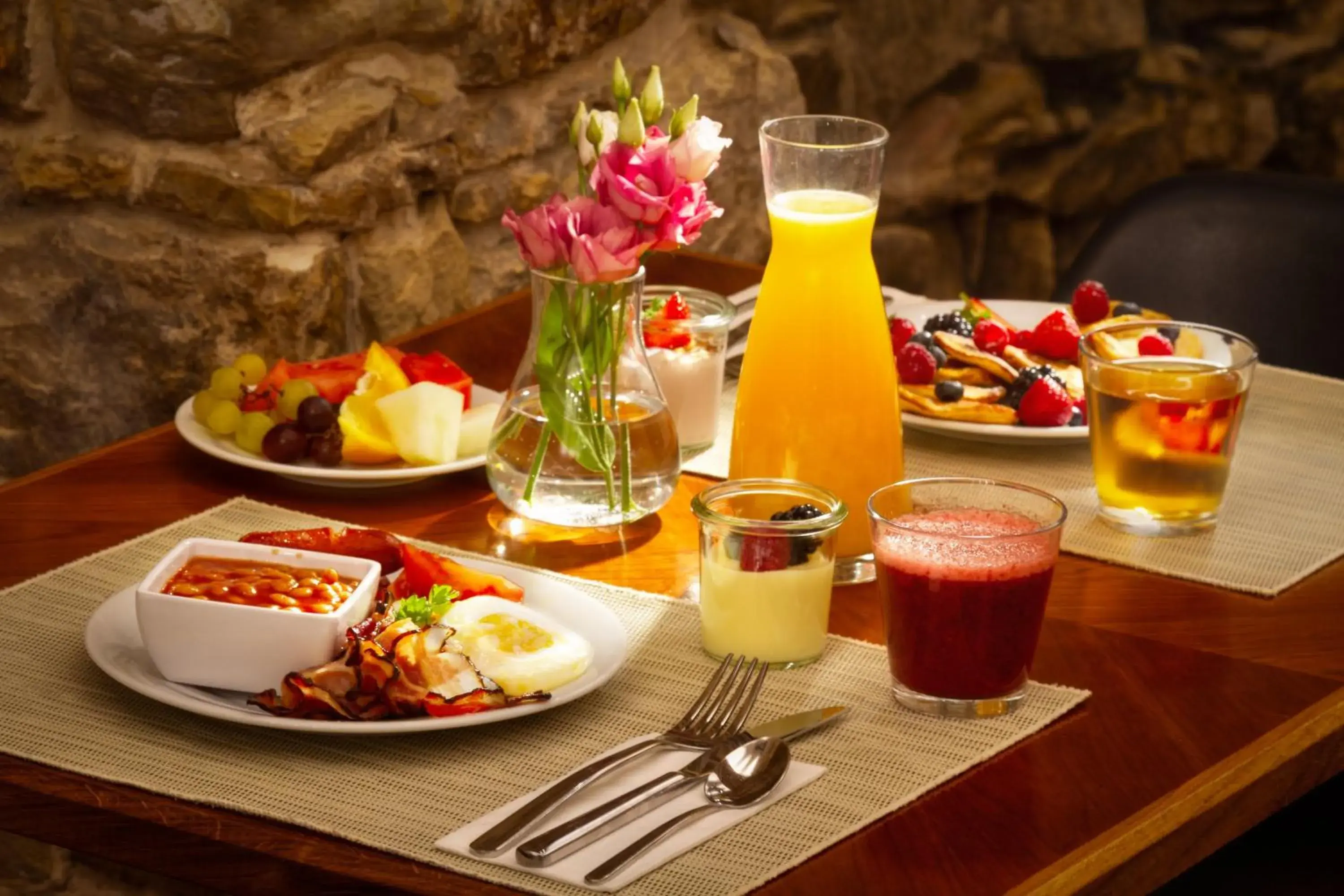 Food and drinks in Hotel Mucha Food and drinks in Hotel Mucha