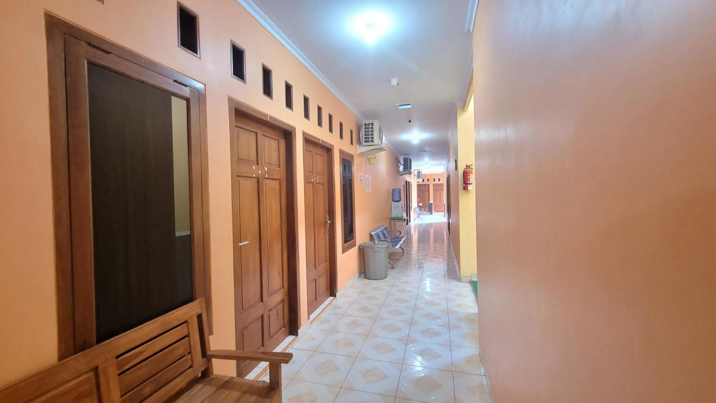 Property building in RedDoorz Syariah At Endrayanti Inn RSUD Yogyakarta