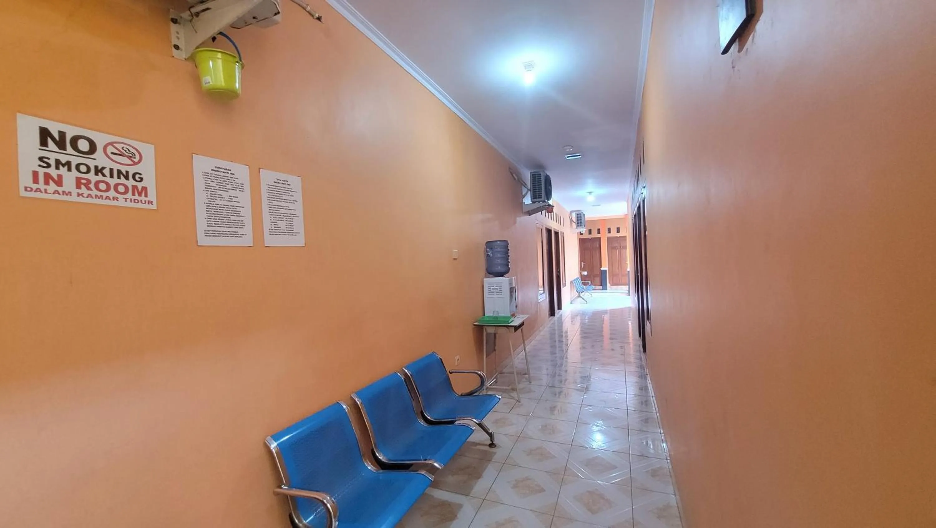 Property building in RedDoorz Syariah At Endrayanti Inn RSUD Yogyakarta