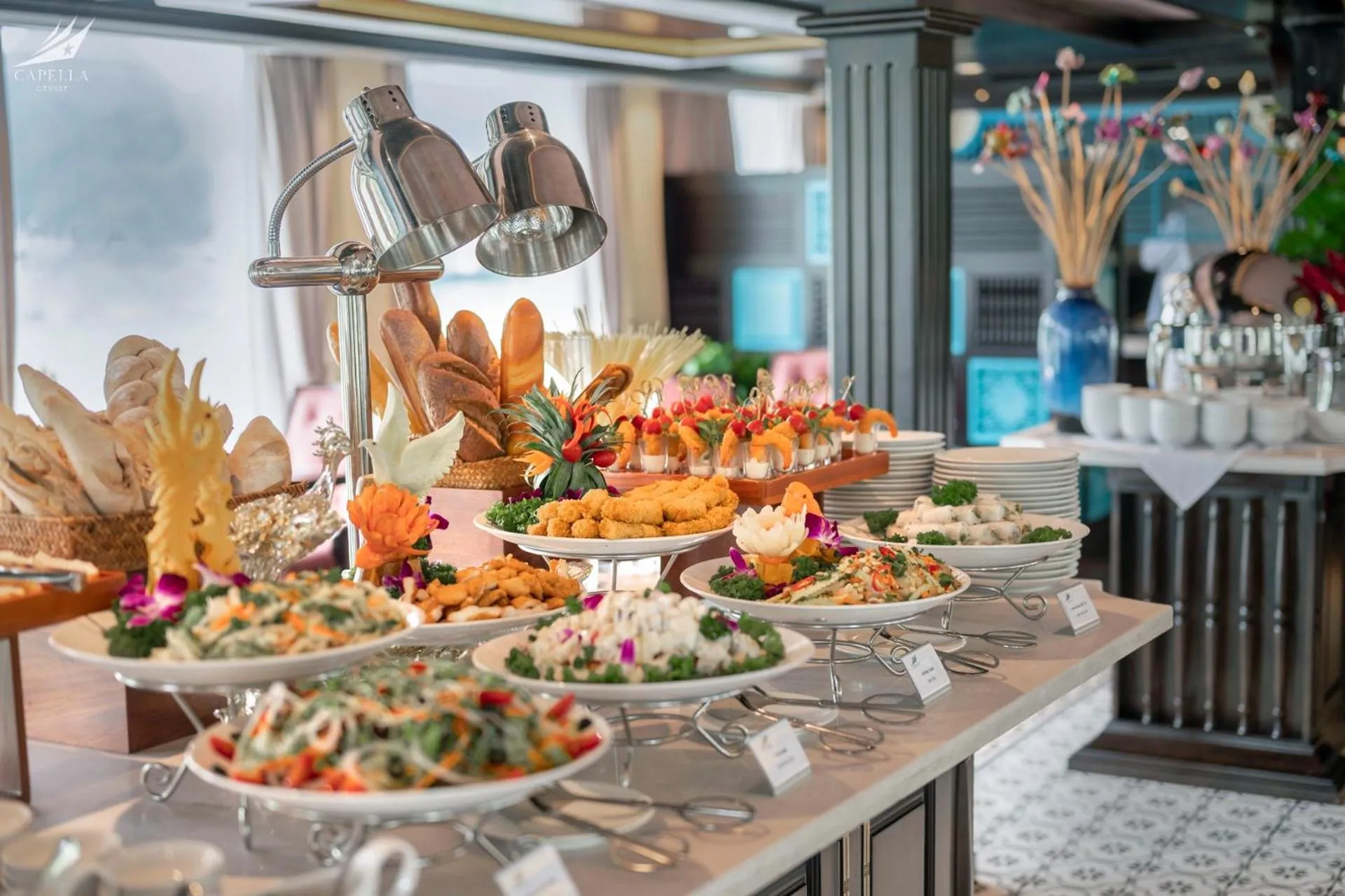 Food and drinks in Halong Capella Cruise - Member of Lyra cruise collection