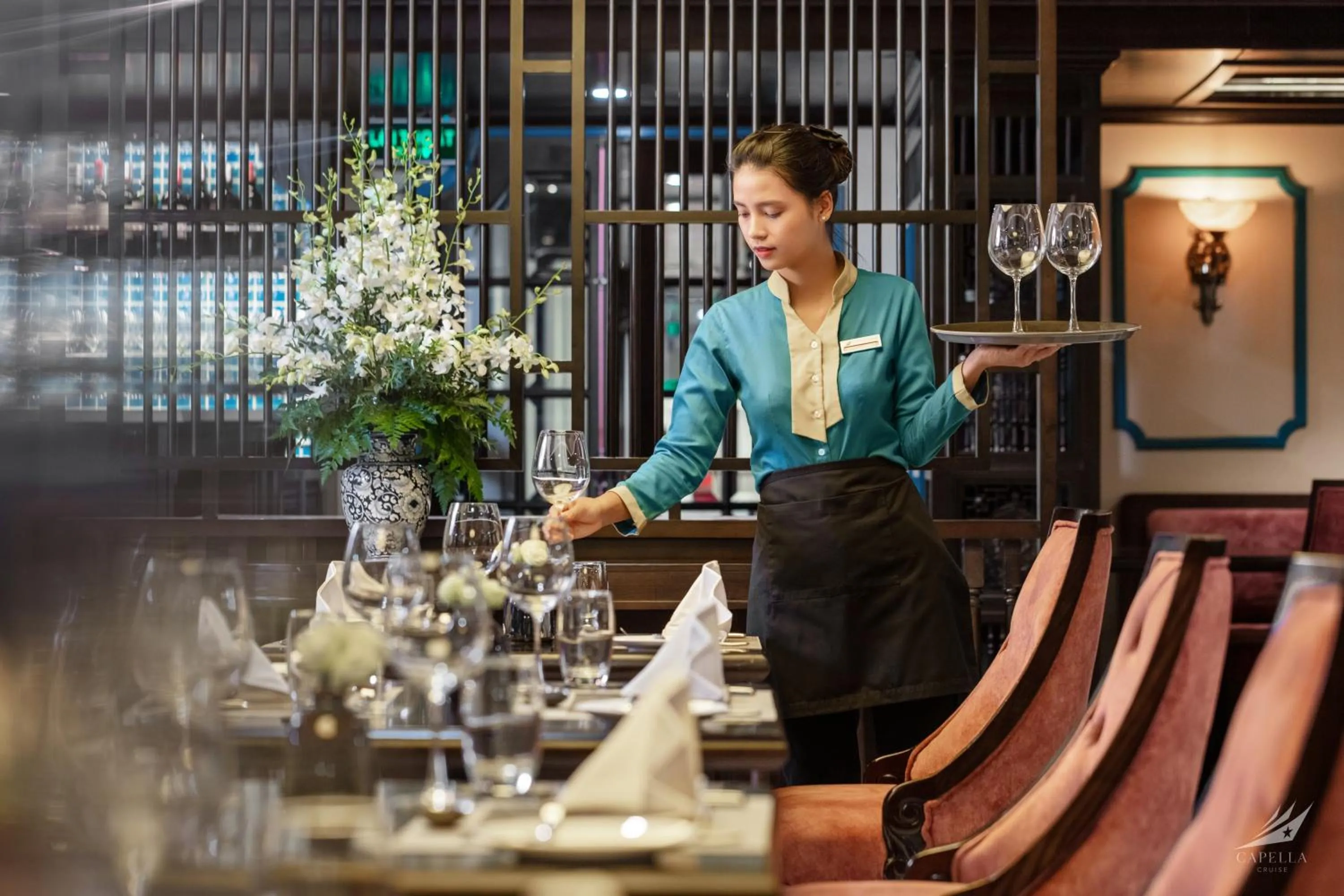 Restaurant/places to eat in Halong Capella Cruise - Member of Lyra cruise collection