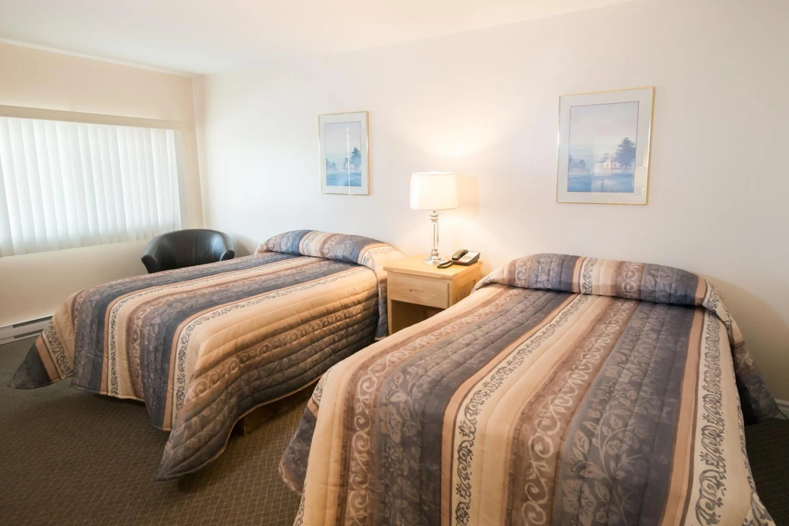 Bedroom in Trapper's Choice Inn & Restaurant