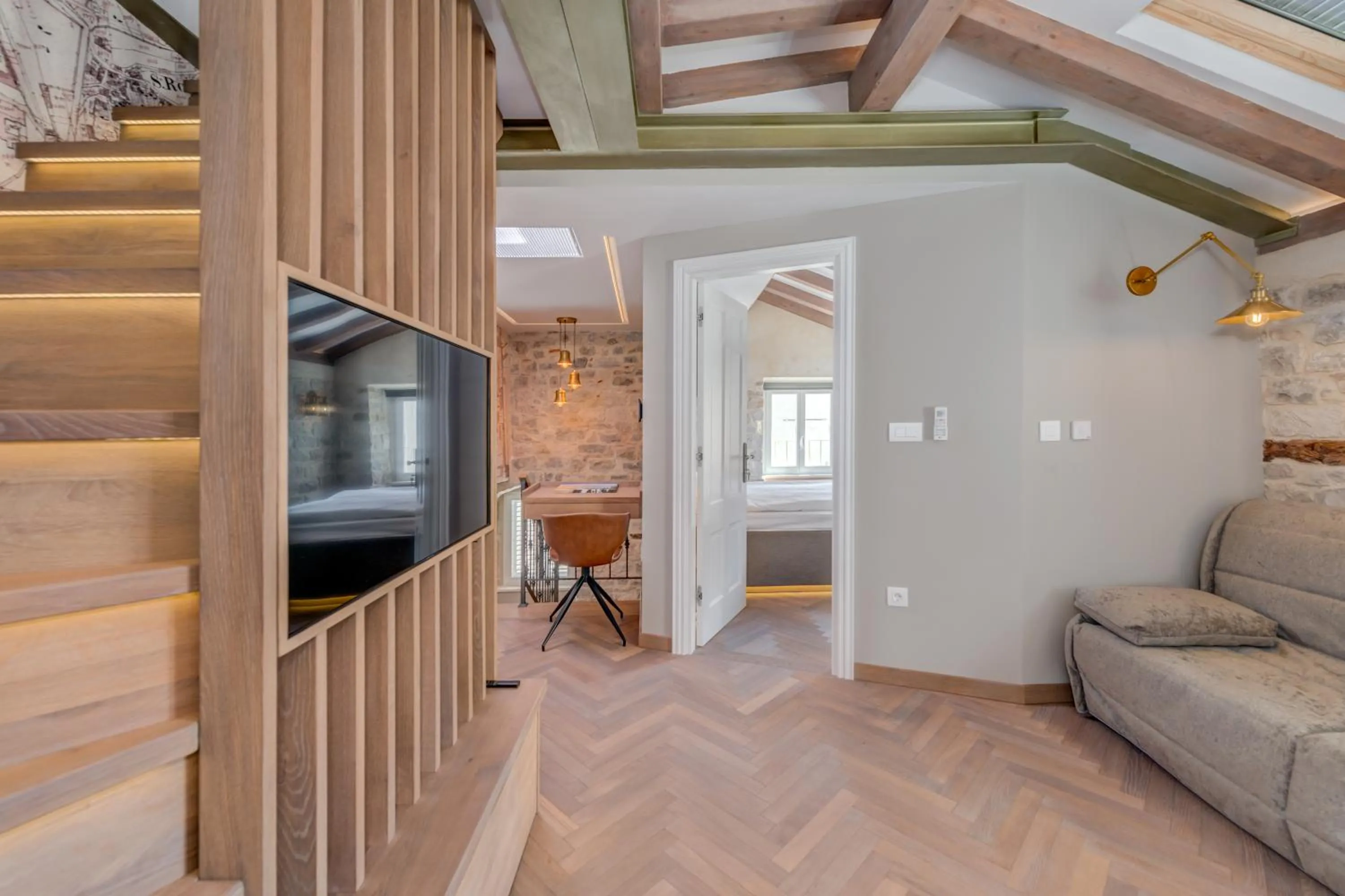 Palace Luxury Retreat