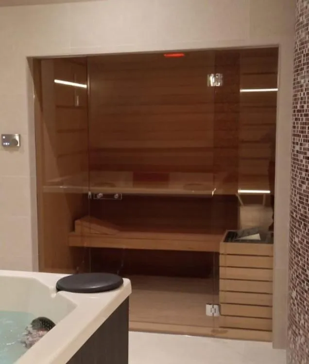 Sauna in B&B "Corte Mopps" Grottaglie città della ceramica - SPA Elysium