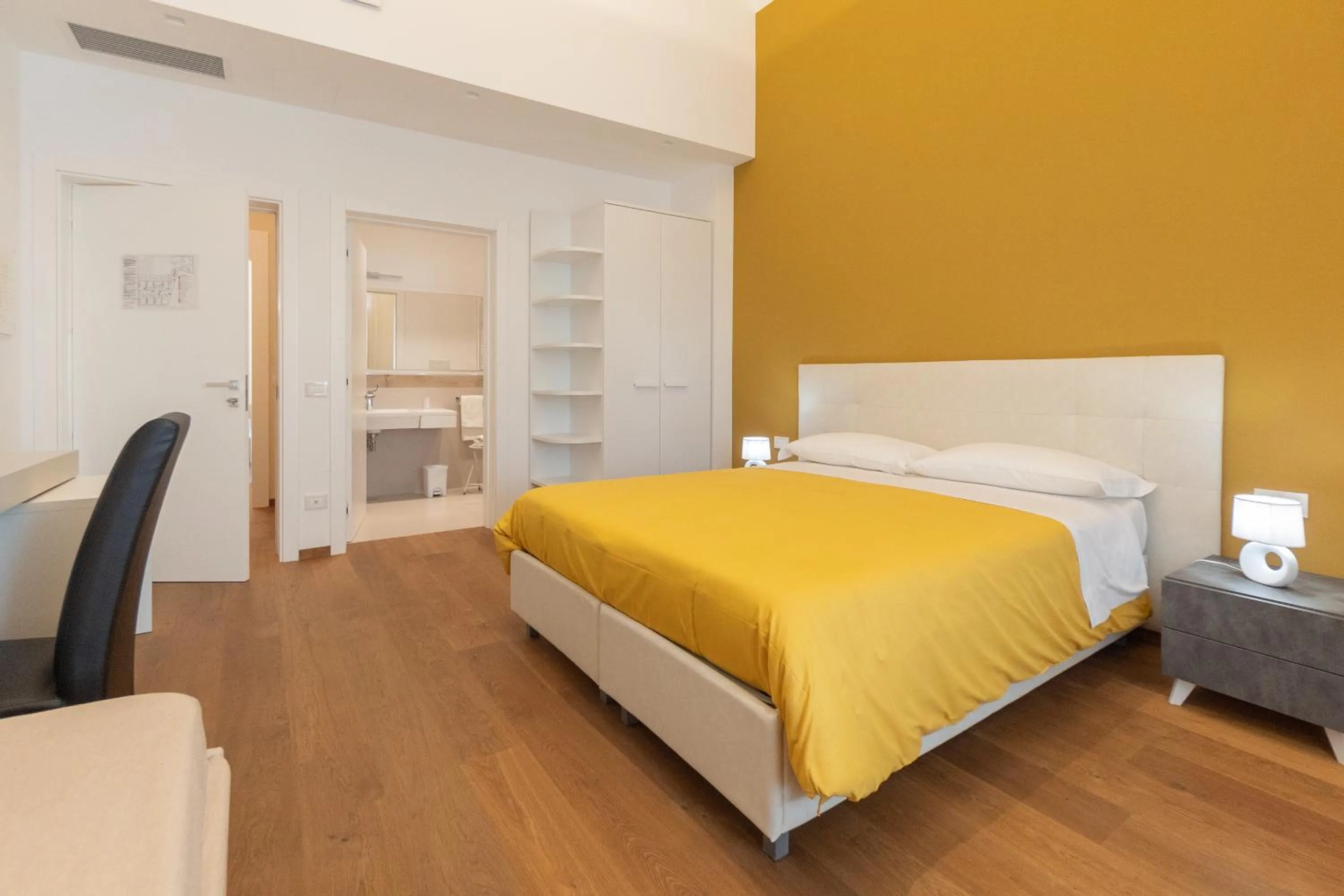Photo of the whole room, Bed in B&B "Corte Mopps" Grottaglie città della ceramica - SPA Elysium