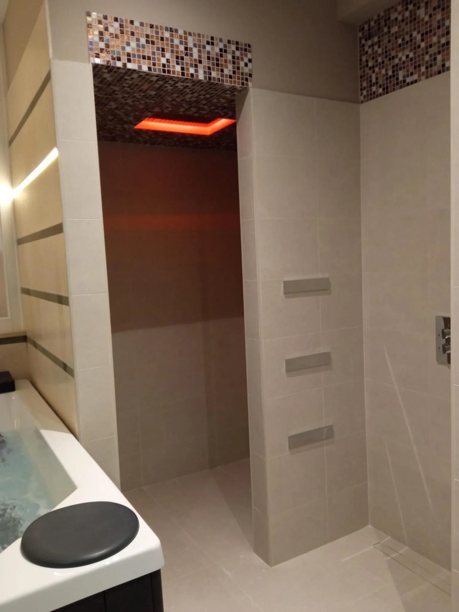 Sauna in B&B "Corte Mopps" Grottaglie città della ceramica - SPA Elysium