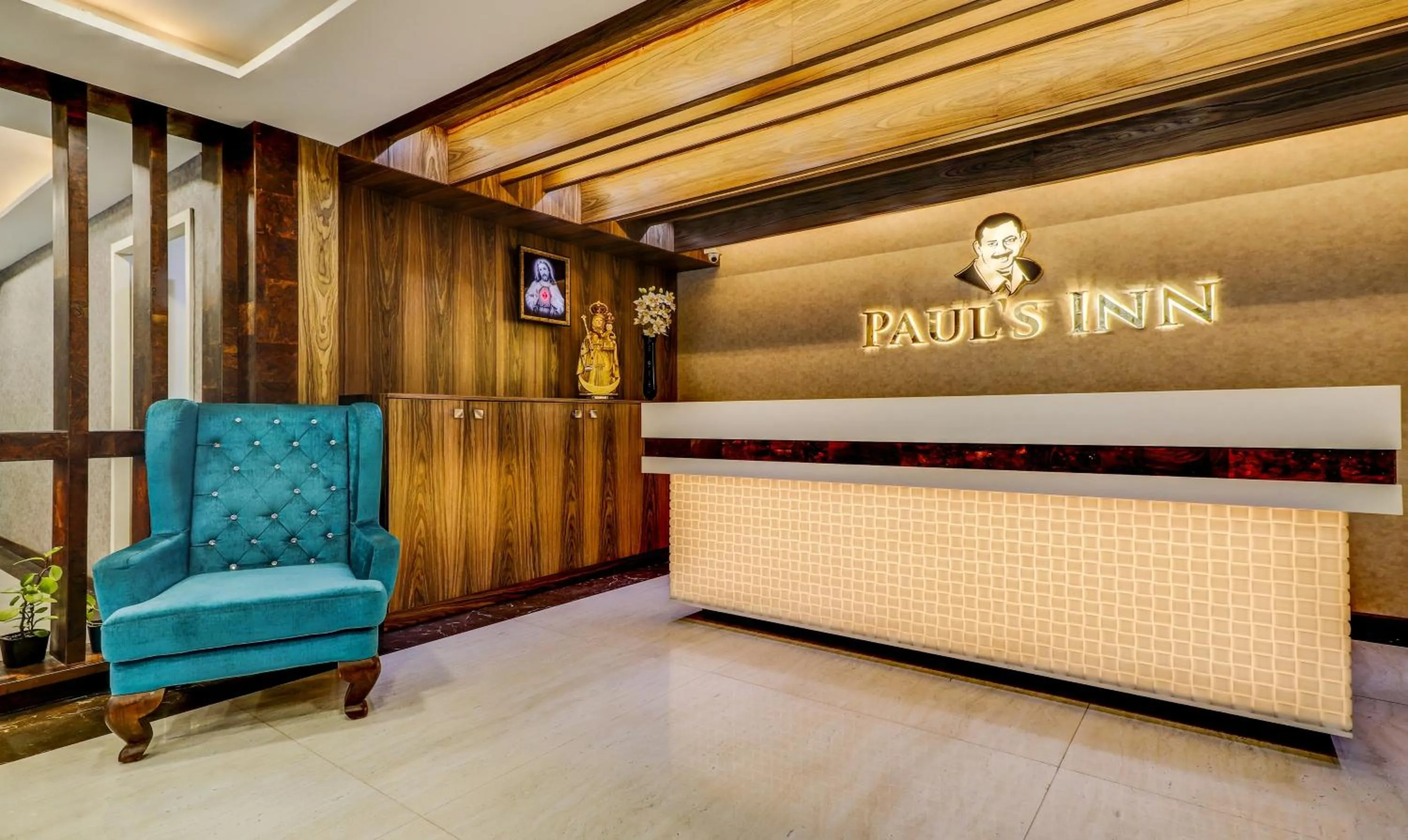 Lobby or reception in Treebo Paul's Inn