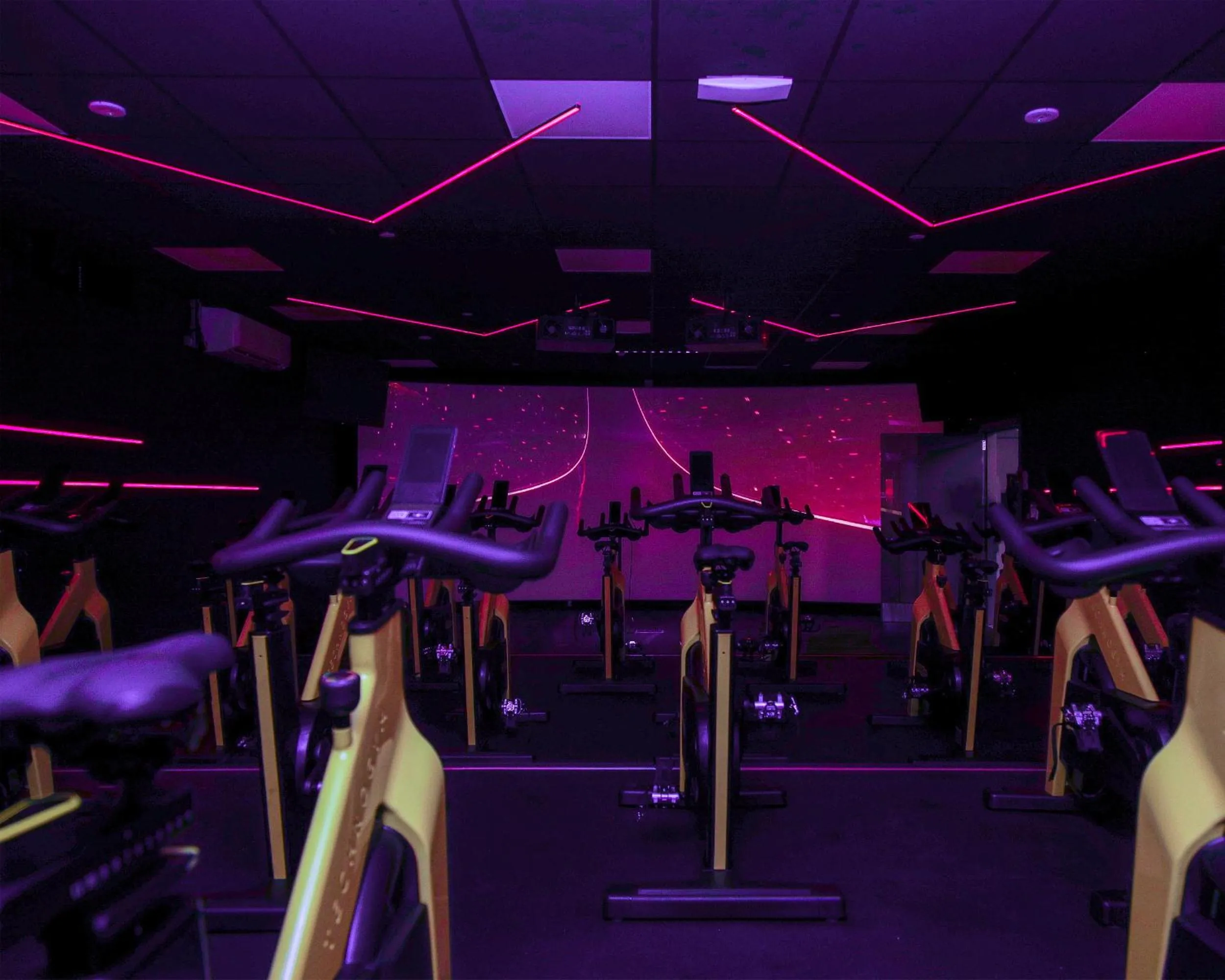 Fitness centre/facilities in Village Hotel Bracknell