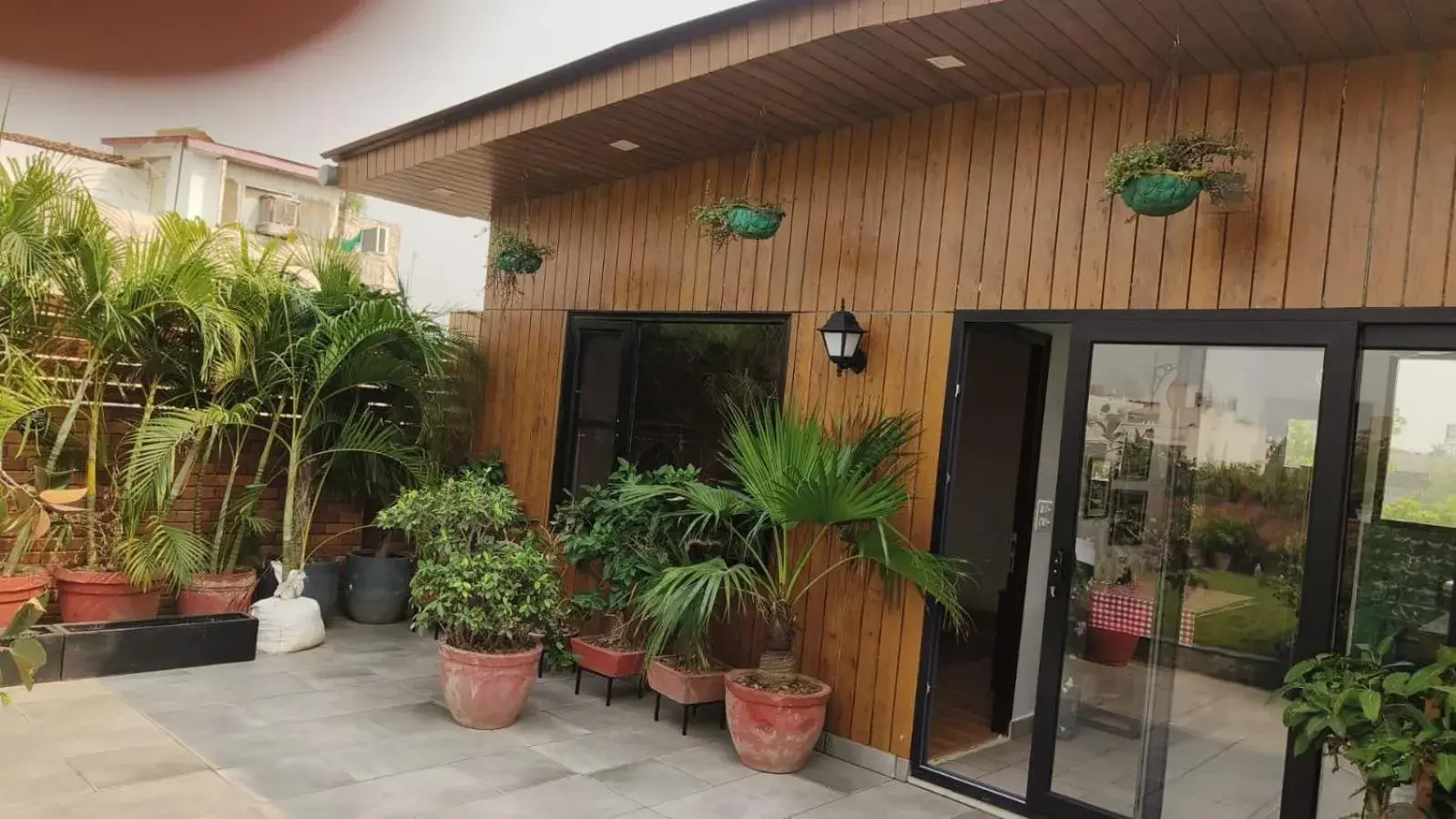 Property building in Vandana's Bed and breakfast Property building in Vandana's Bed and breakfast