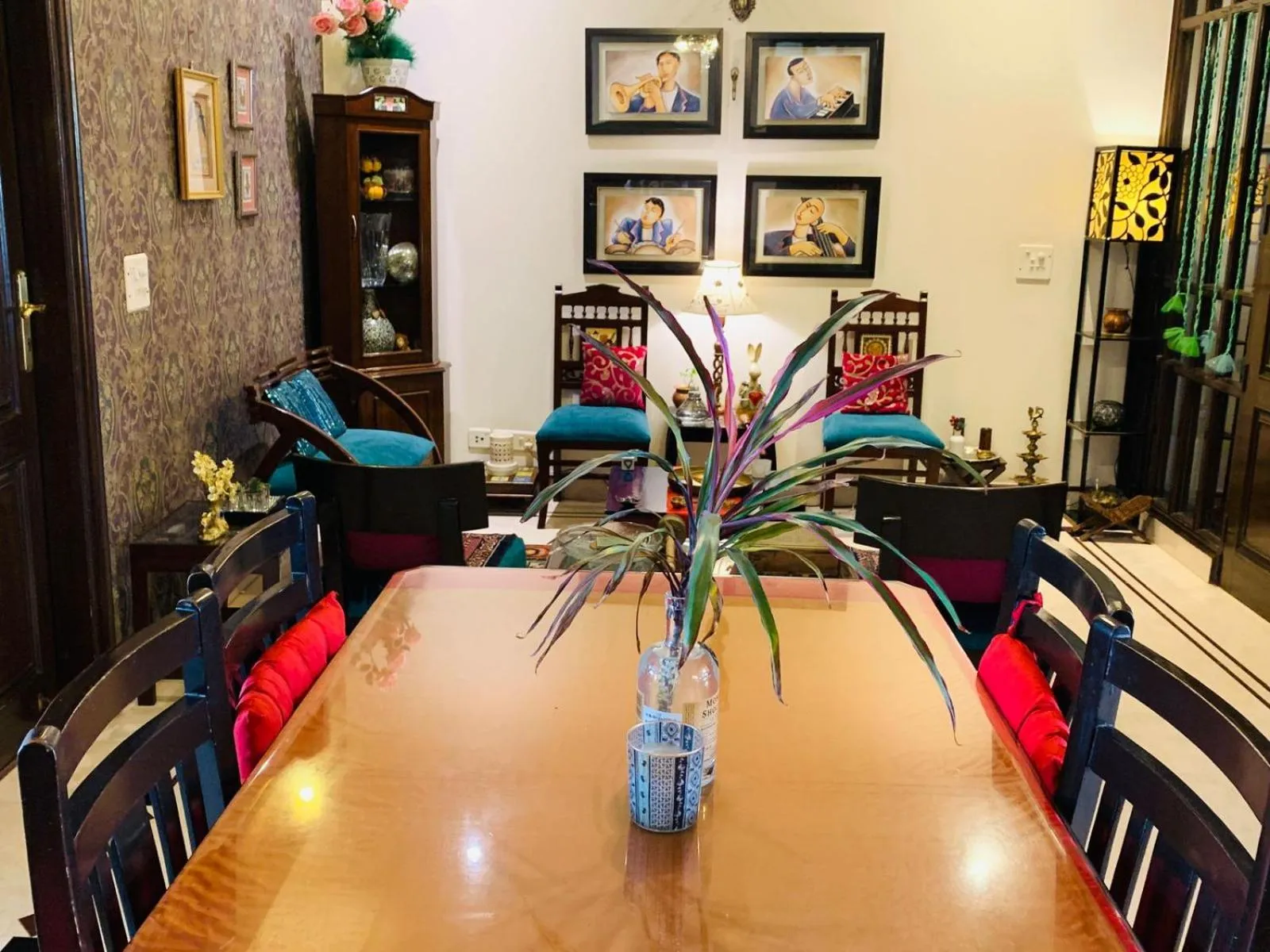 Dining area in Vandana's Bed and breakfast