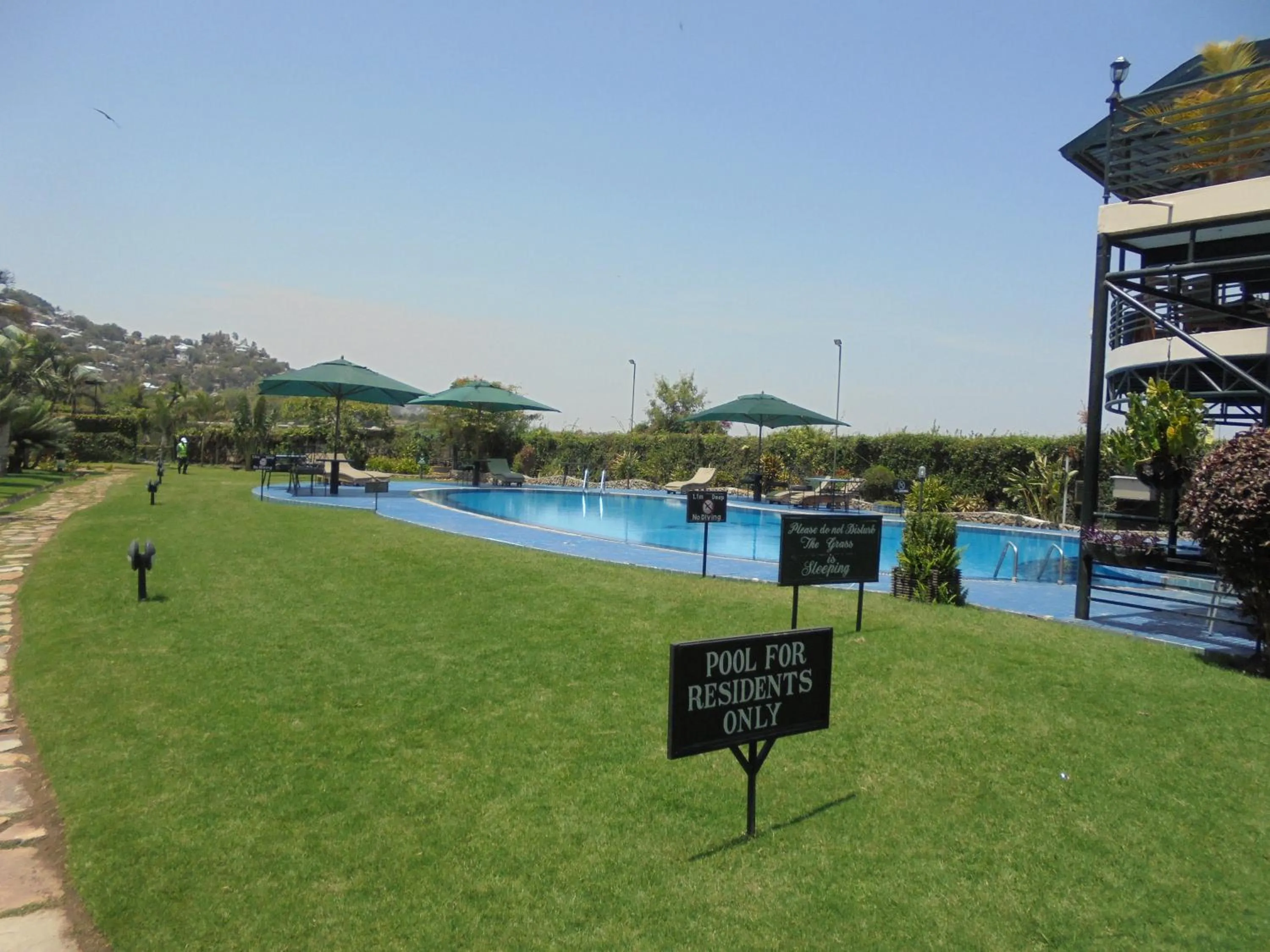 Garden in Ryan's Bay Hotel