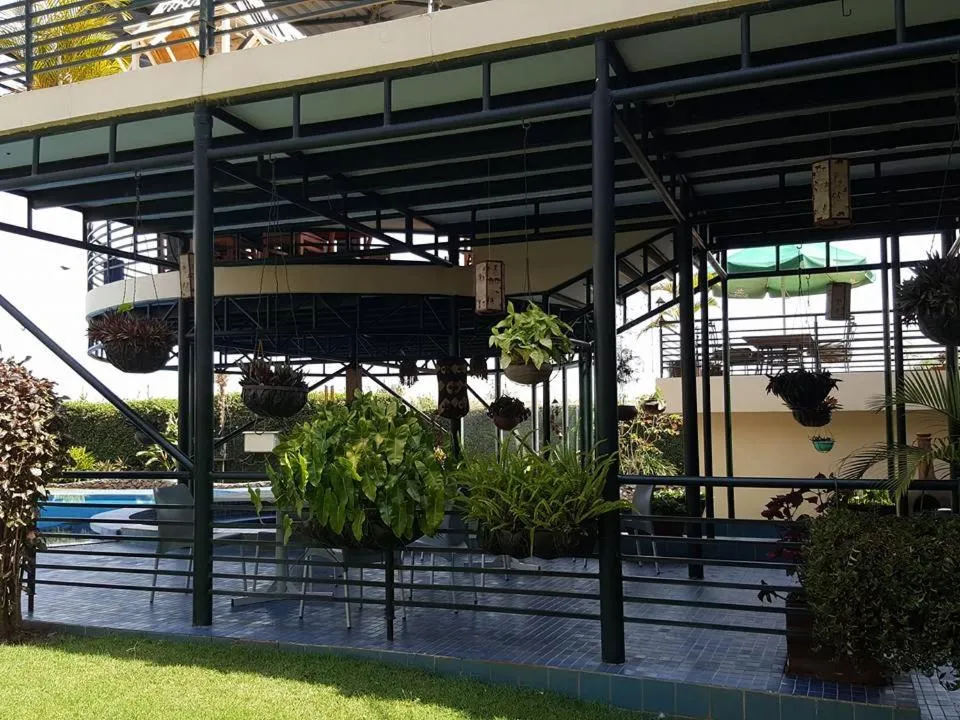 Facade/entrance in Ryan's Bay Hotel