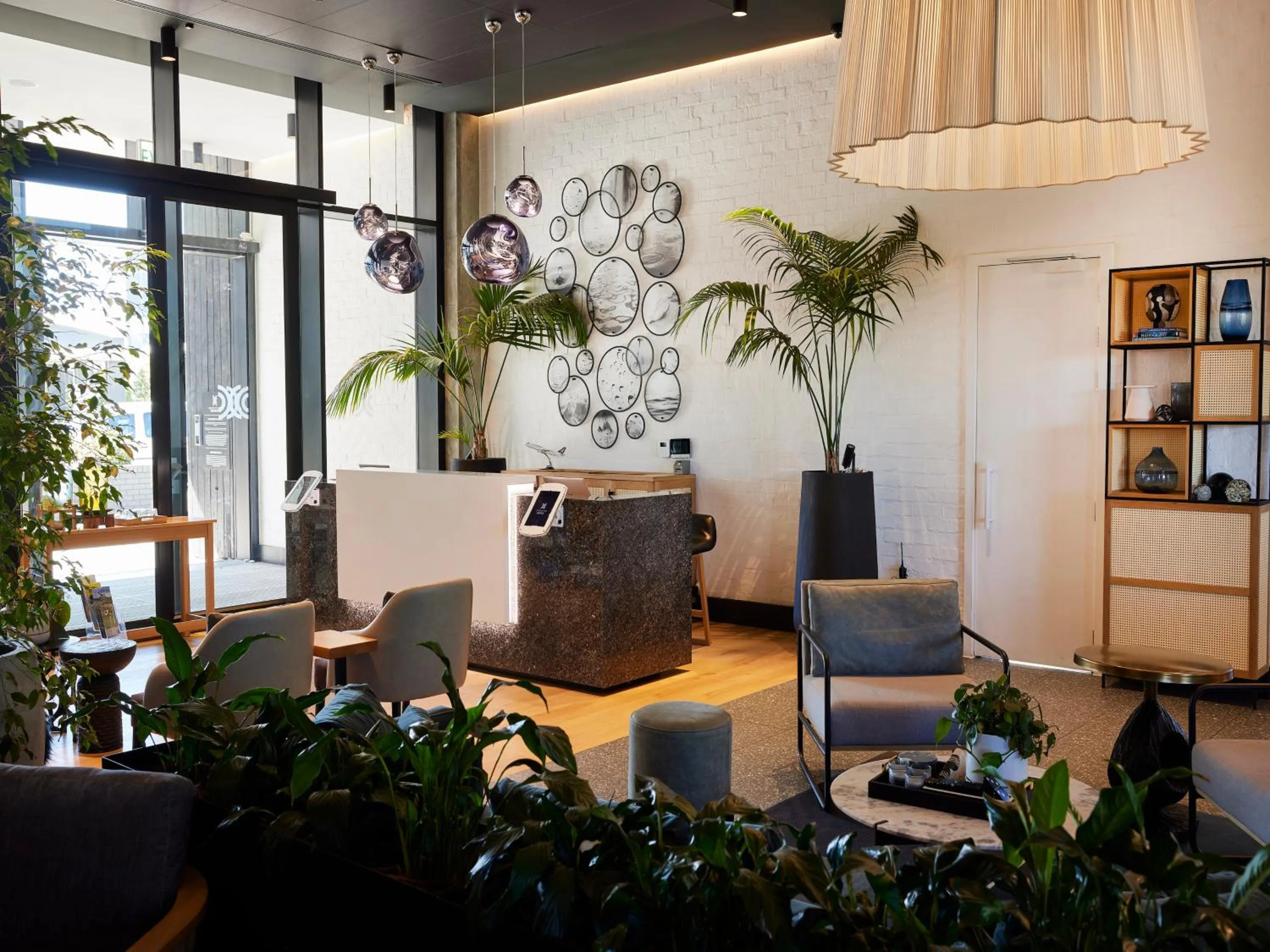 Lobby or reception in Century City Hotel Bridgewater