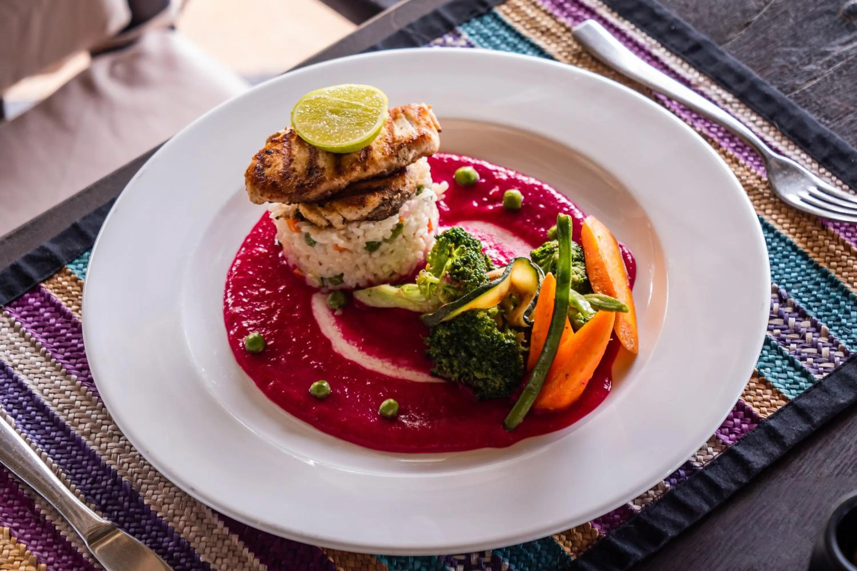 Restaurant/places to eat in Sunshine Marine Lodge