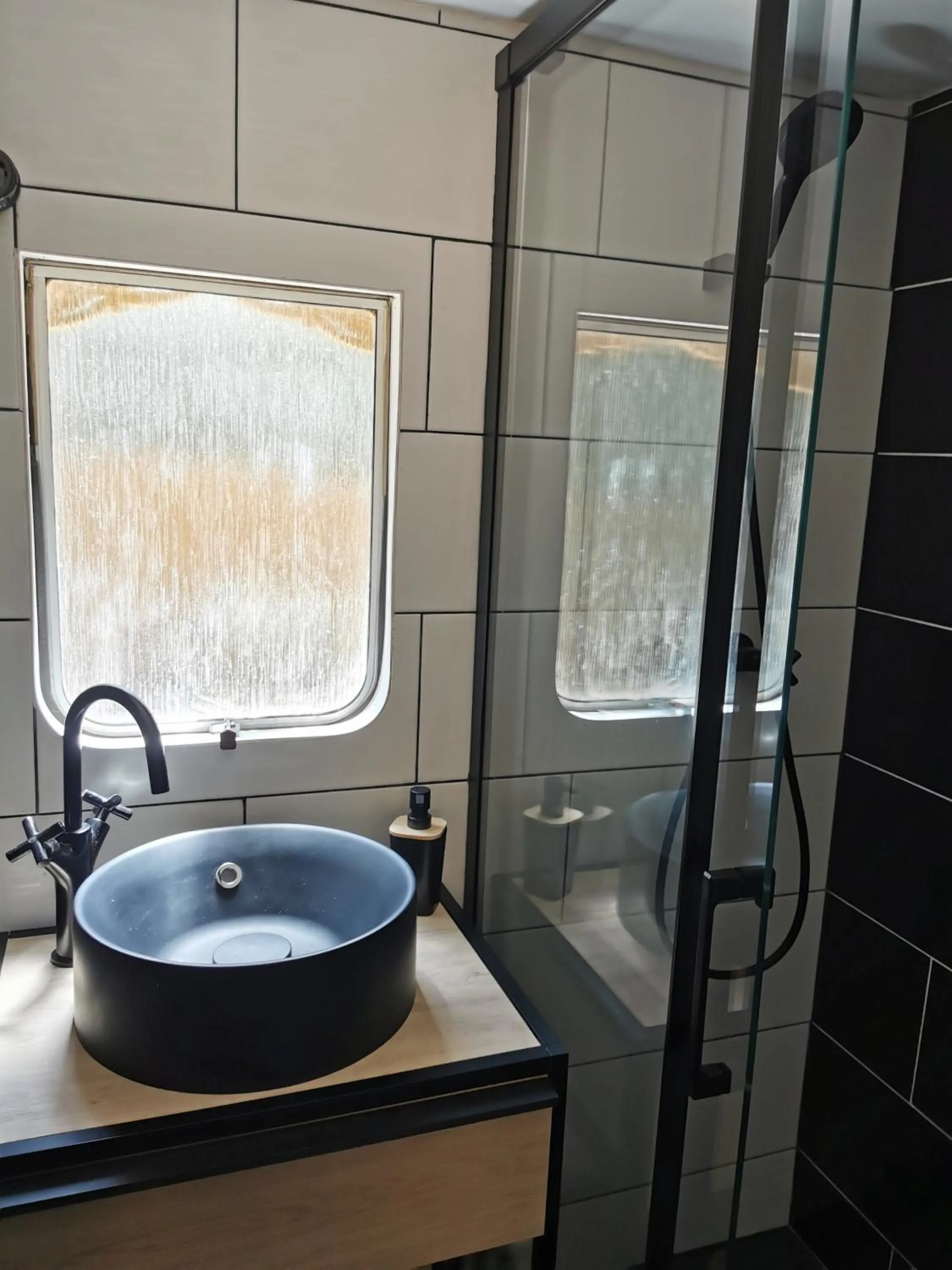 Bathroom in Interlude