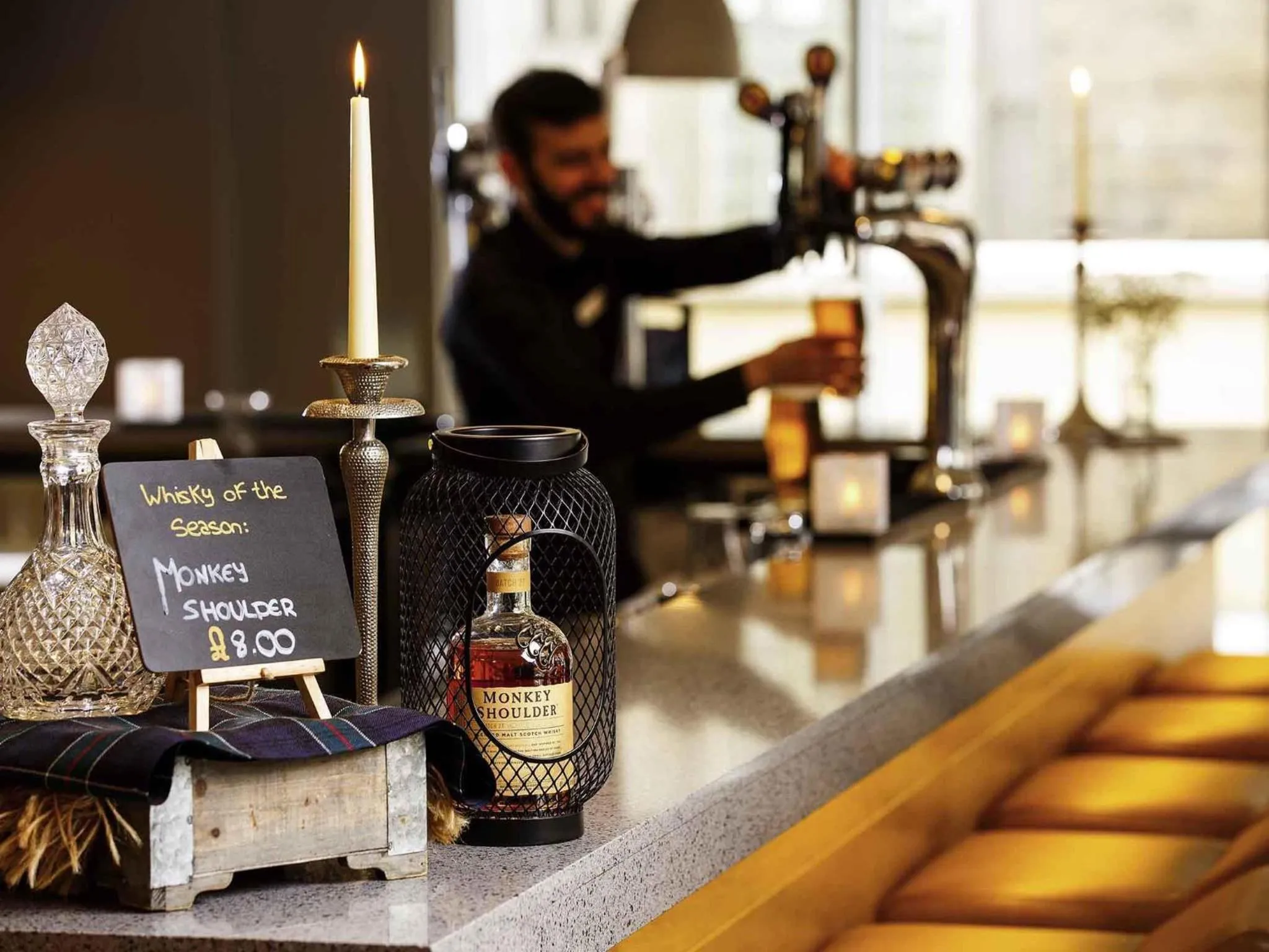 Lounge or bar in ibis Edinburgh Centre South Bridge – Royal Mile