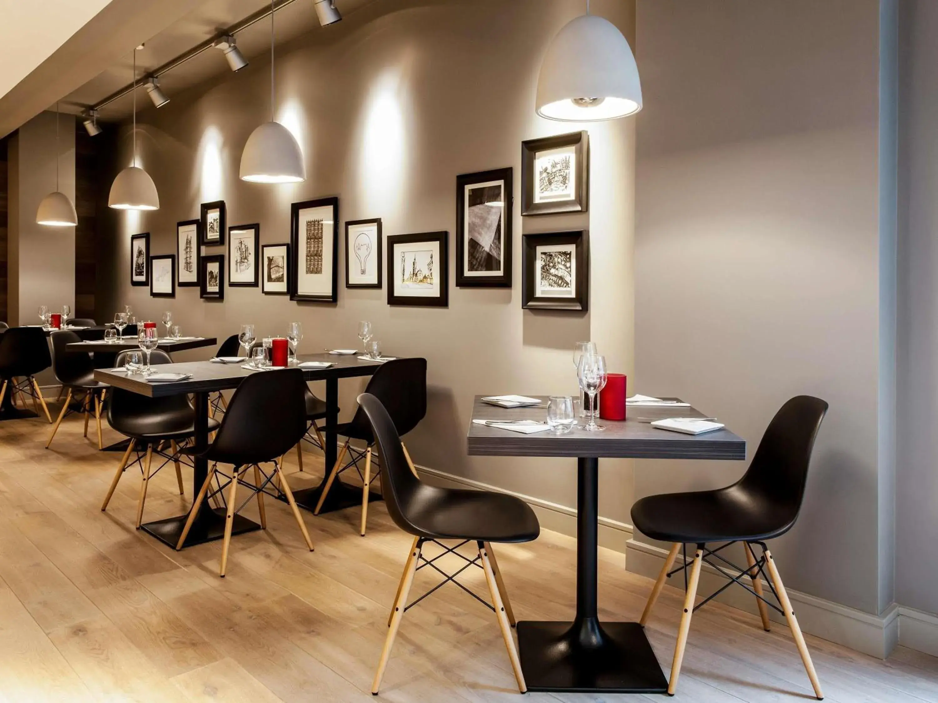 Restaurant/places to eat in ibis Edinburgh Centre South Bridge – Royal Mile Restaurant/places to eat in ibis Edinburgh Centre South Bridge – Royal Mile