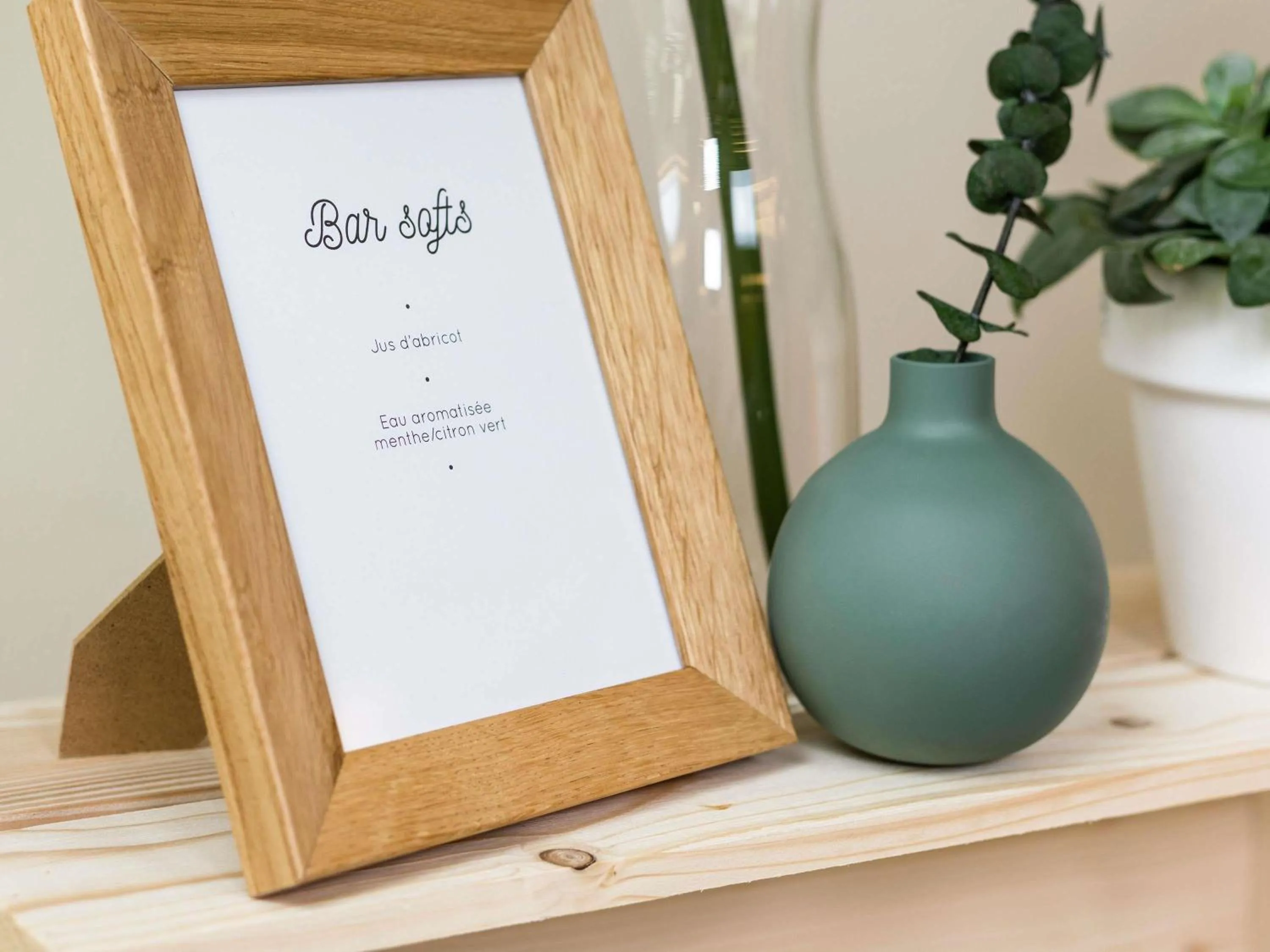 Bedroom in ibis Edinburgh Centre South Bridge – Royal Mile