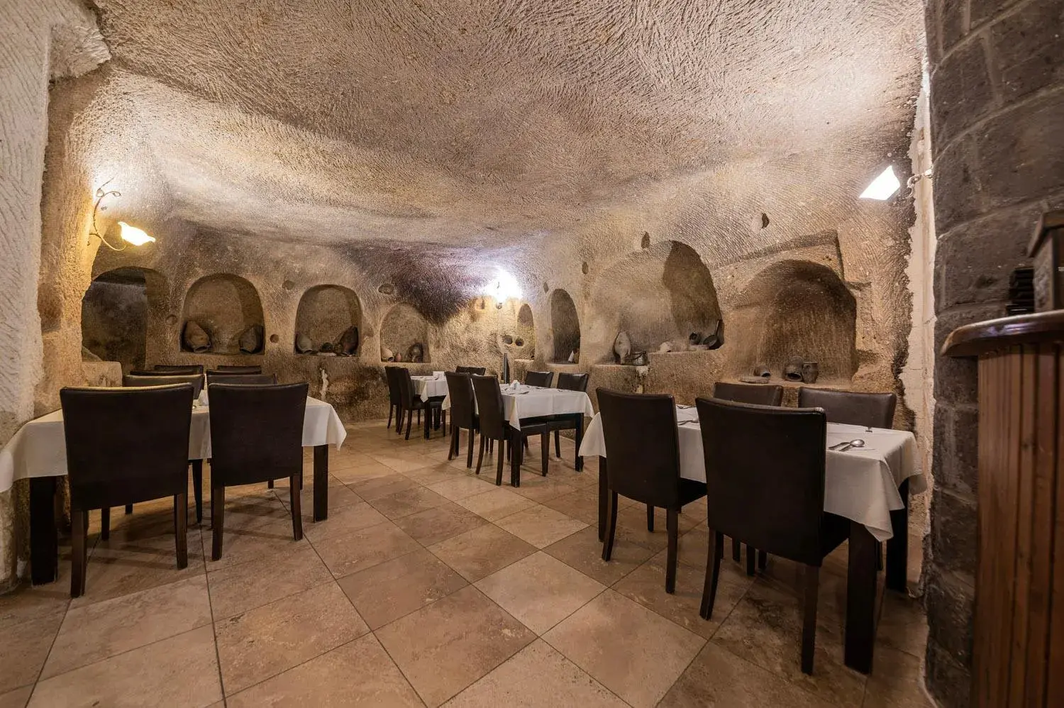 Restaurant/places to eat in Konak Bezirhane Cave Otel Restaurant/places to eat in Konak Bezirhane Cave Otel