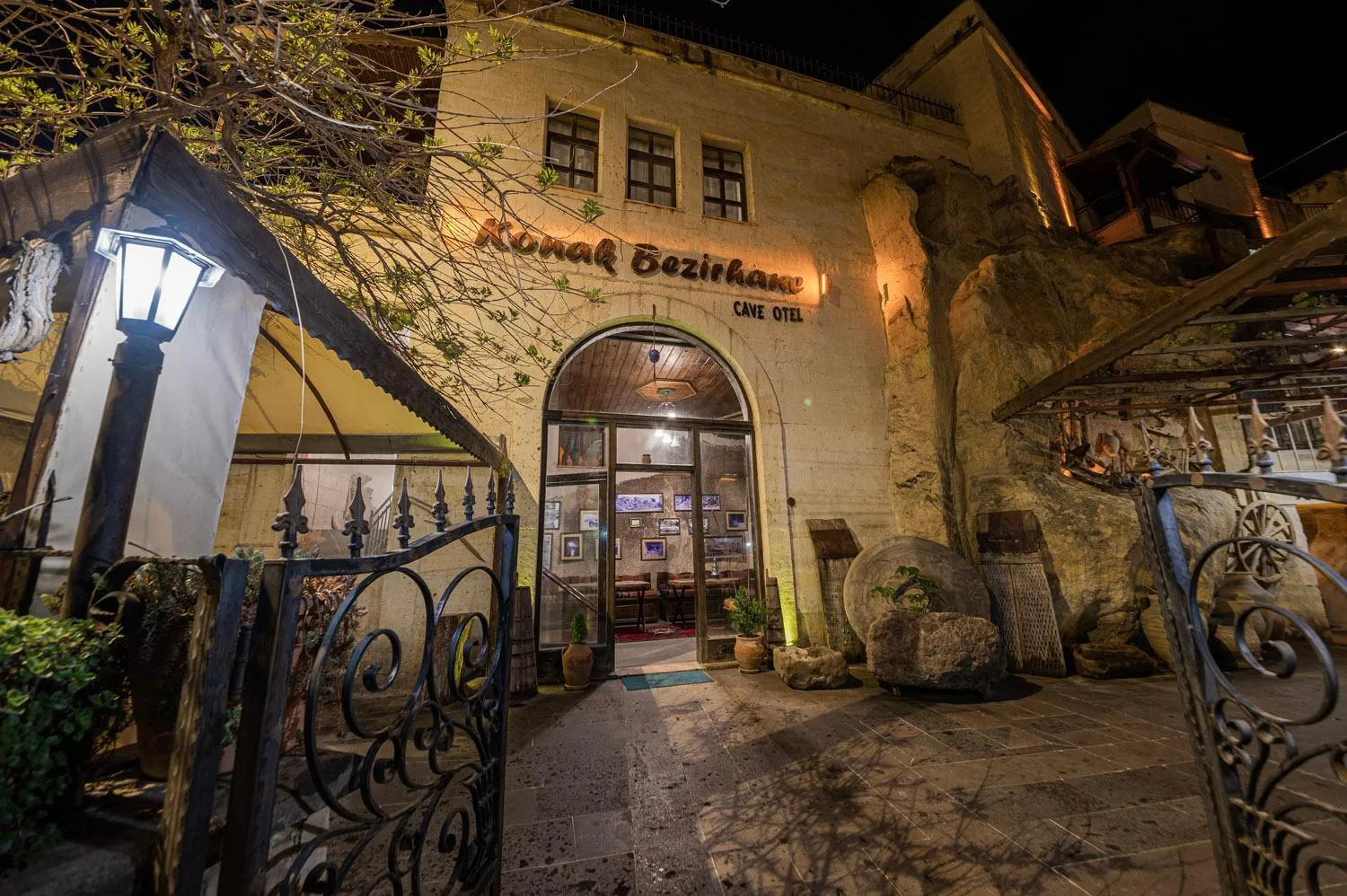 Property building in Konak Bezirhane Cave Otel