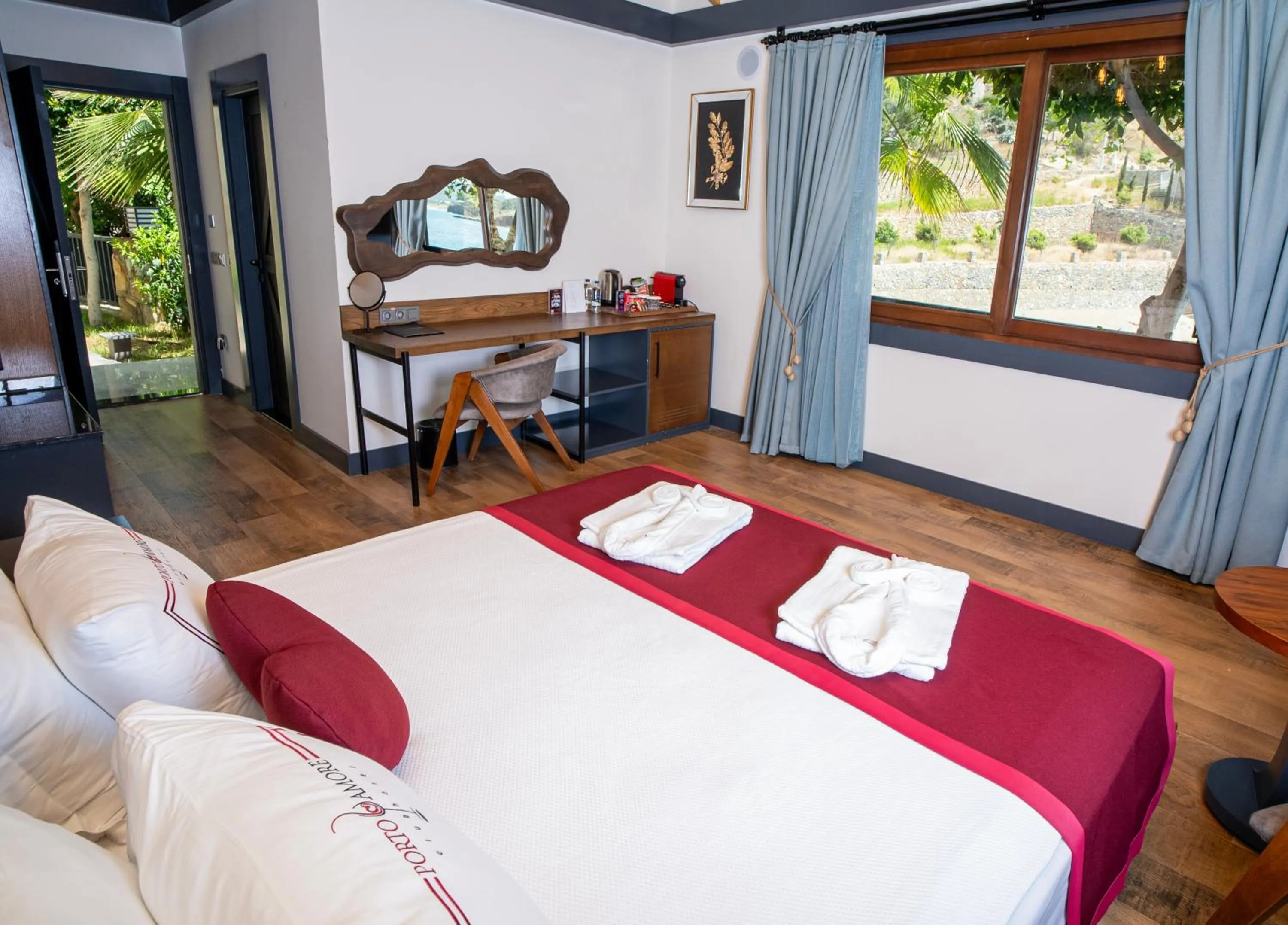 Bed in Porto Amore Club Hotel