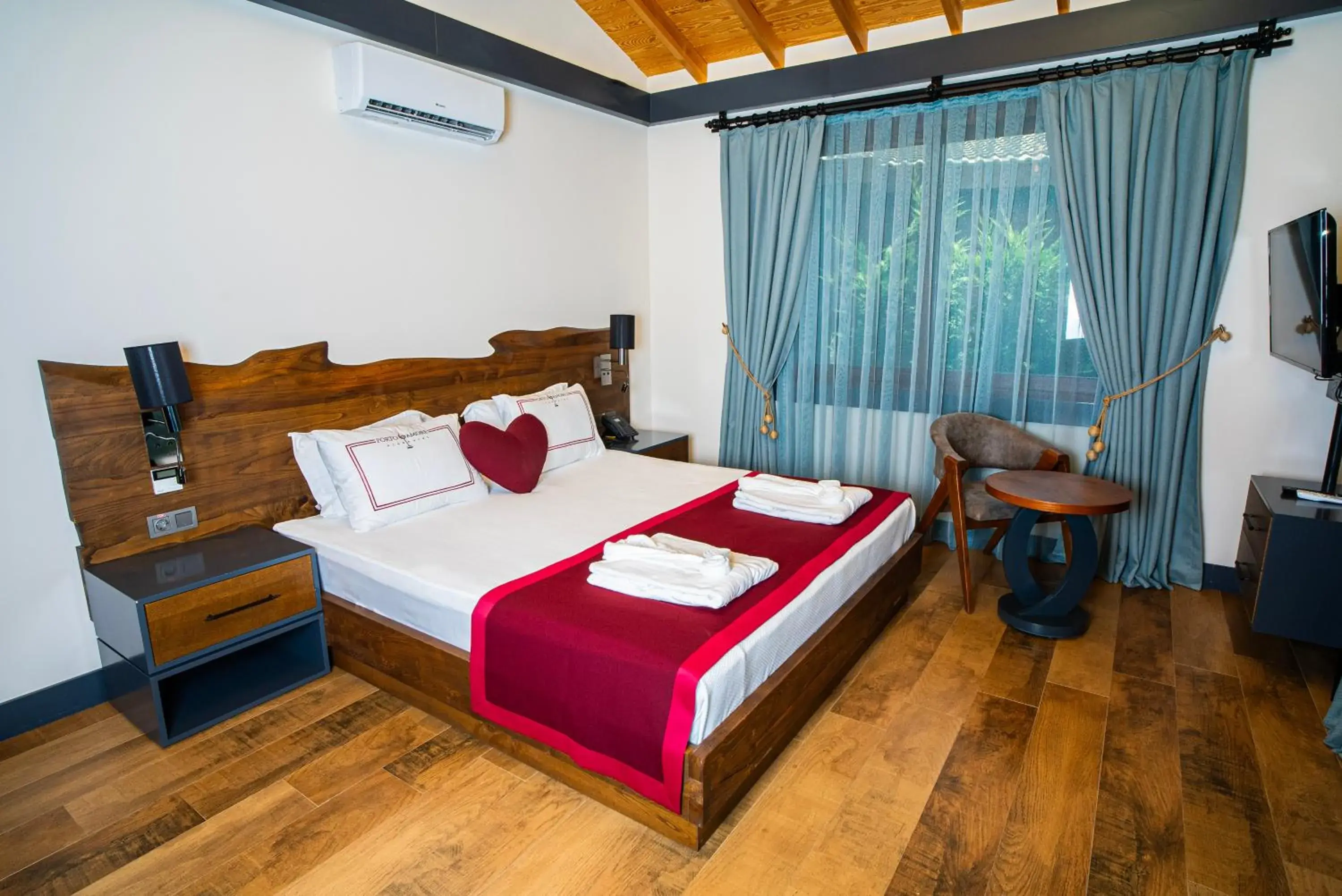 Hera Queen Suite in Porto Amore Club Hotel Hera Queen Suite in Porto Amore Club Hotel