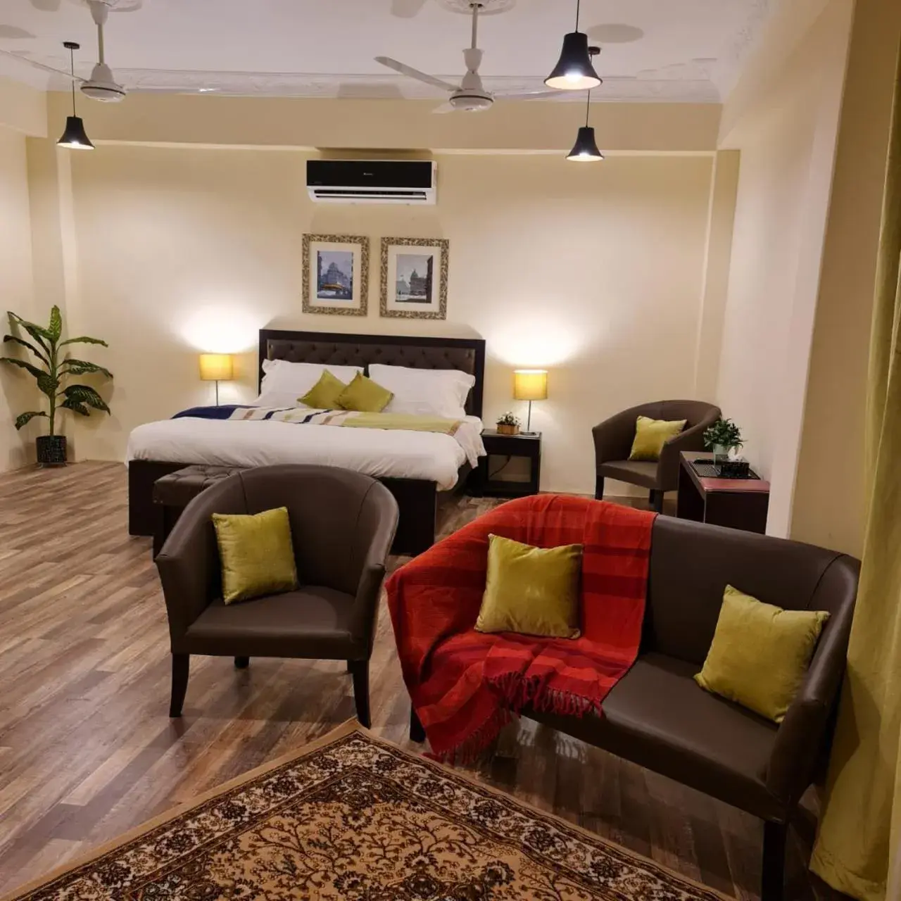 Bed in The Mandarin Inn Bed in The Mandarin Inn