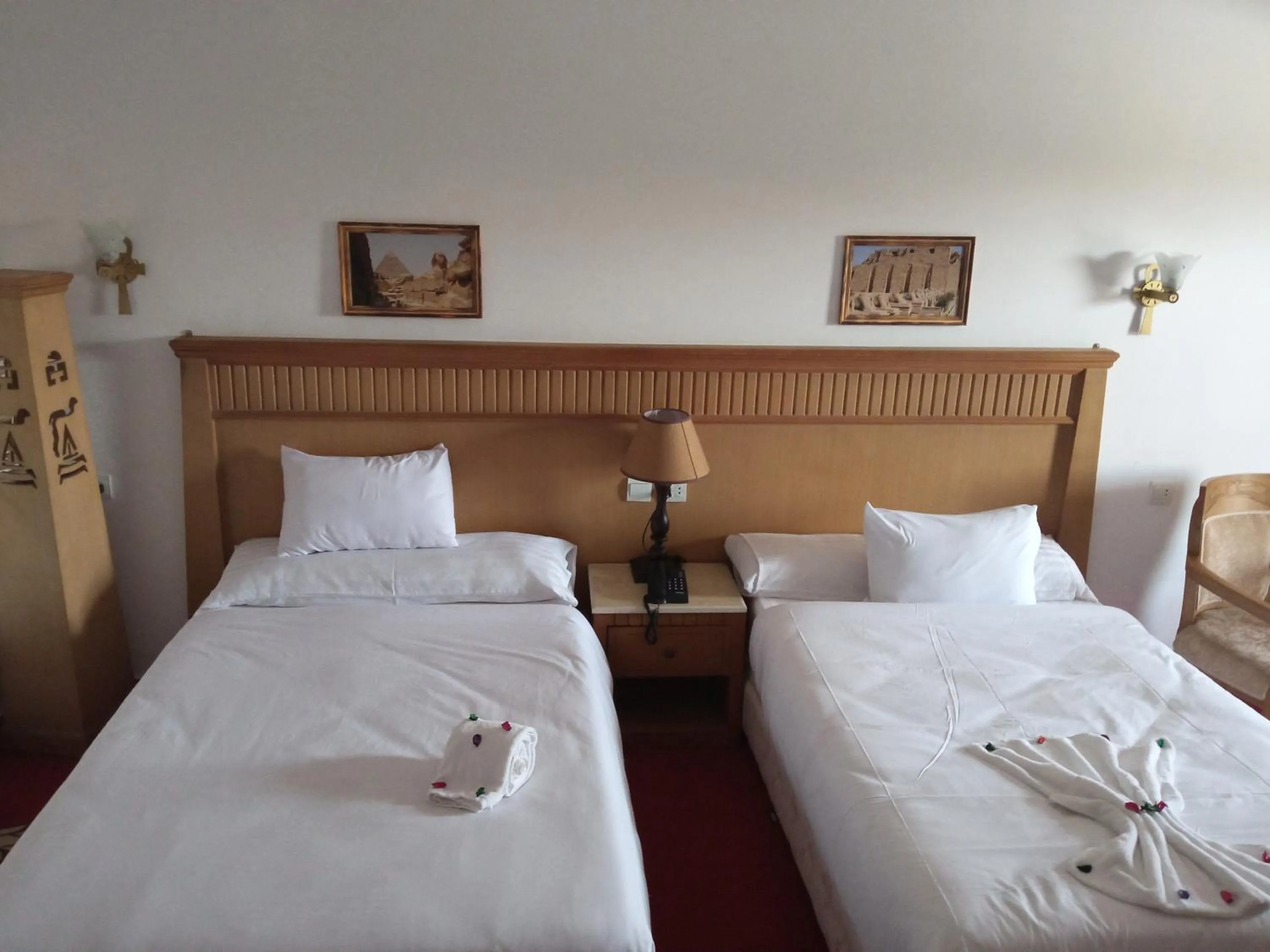 Photo of the whole room, Bed in Regency Pyramids Hotel