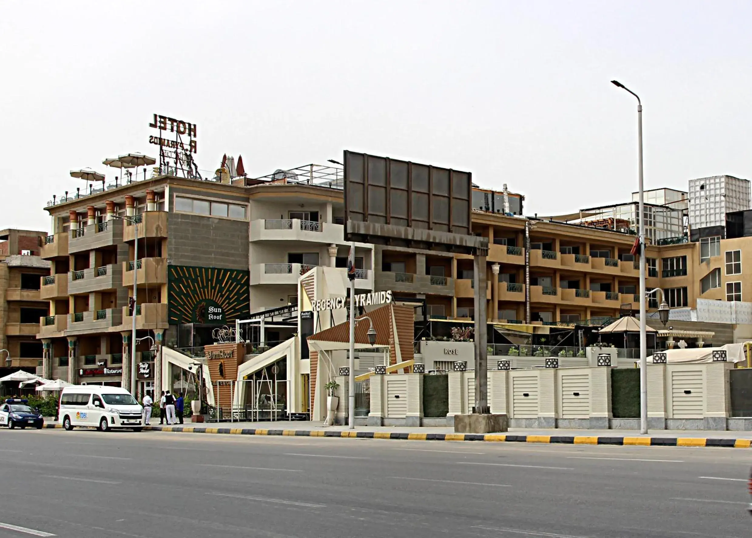 Property building in Regency Pyramids Hotel Property building in Regency Pyramids Hotel
