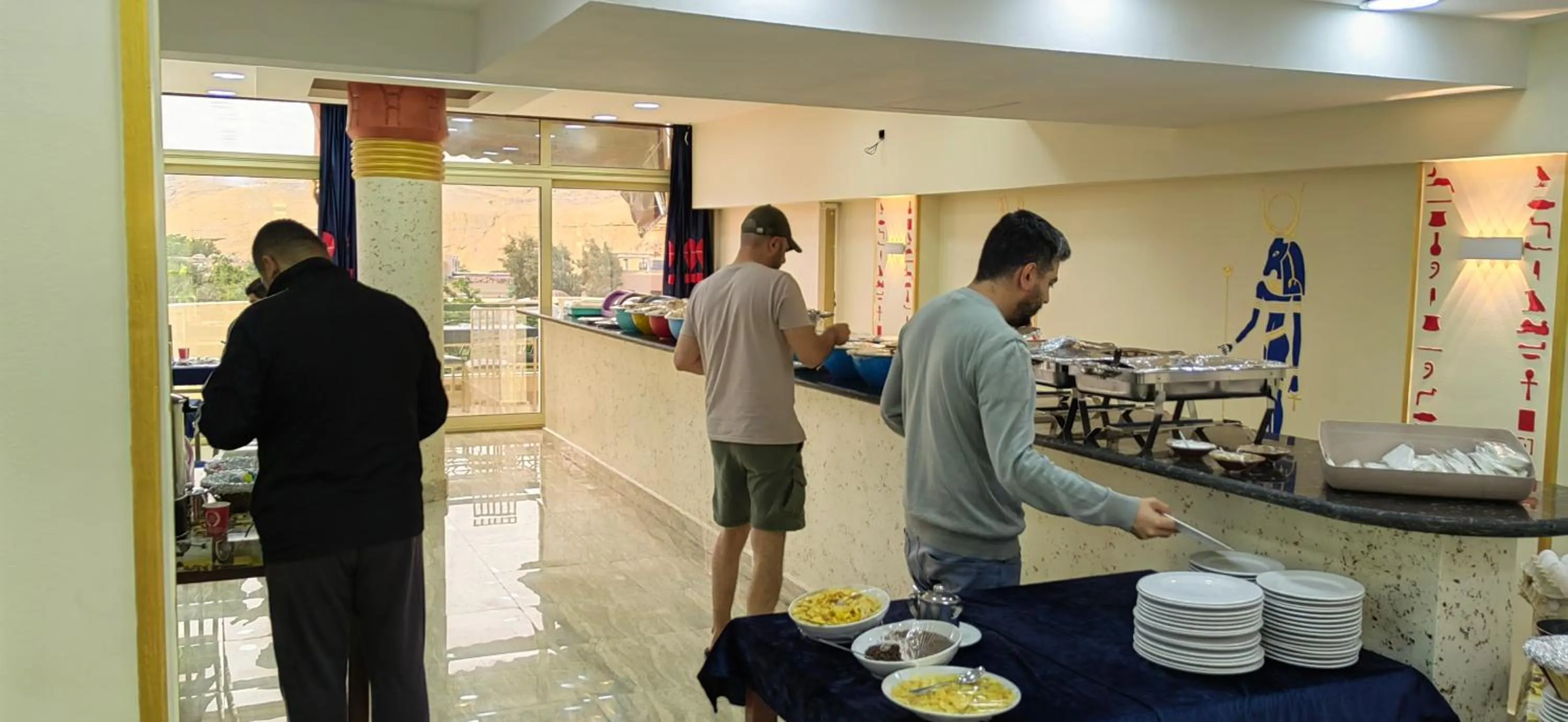 Food in Regency Pyramids Hotel