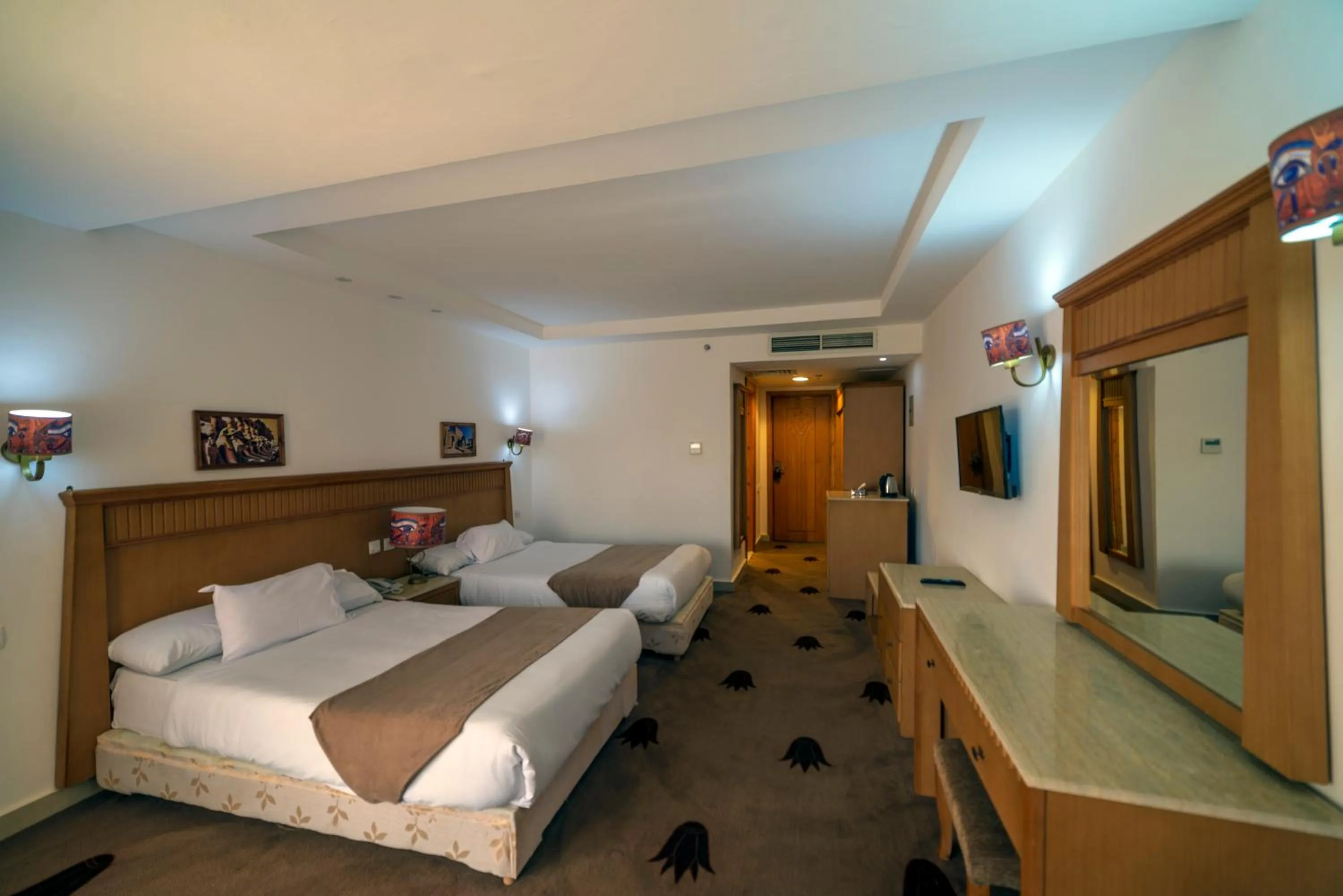 Bedroom, Bed in Regency Pyramids Hotel