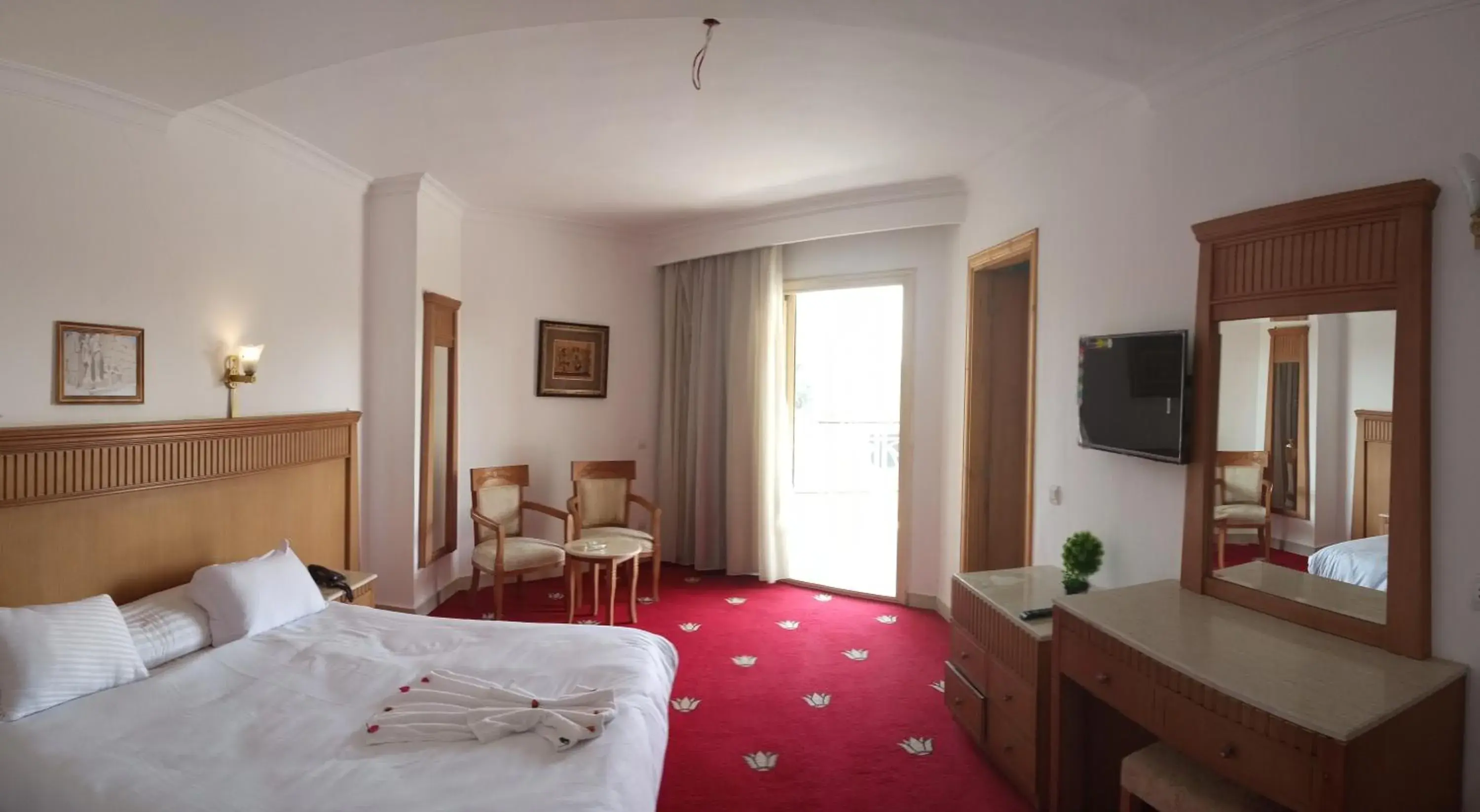 Photo of the whole room, Bed in Regency Pyramids Hotel Photo of the whole room, Bed in Regency Pyramids Hotel