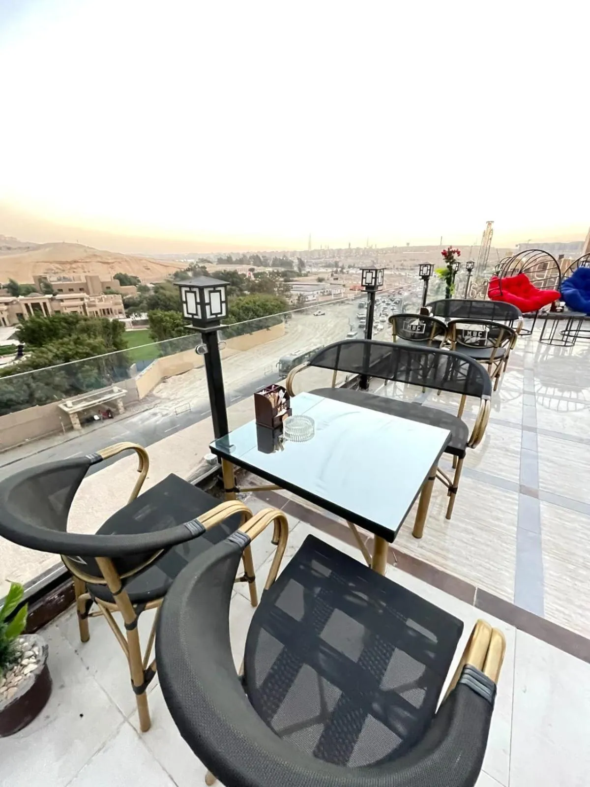 Restaurant/places to eat in Regency Pyramids Hotel