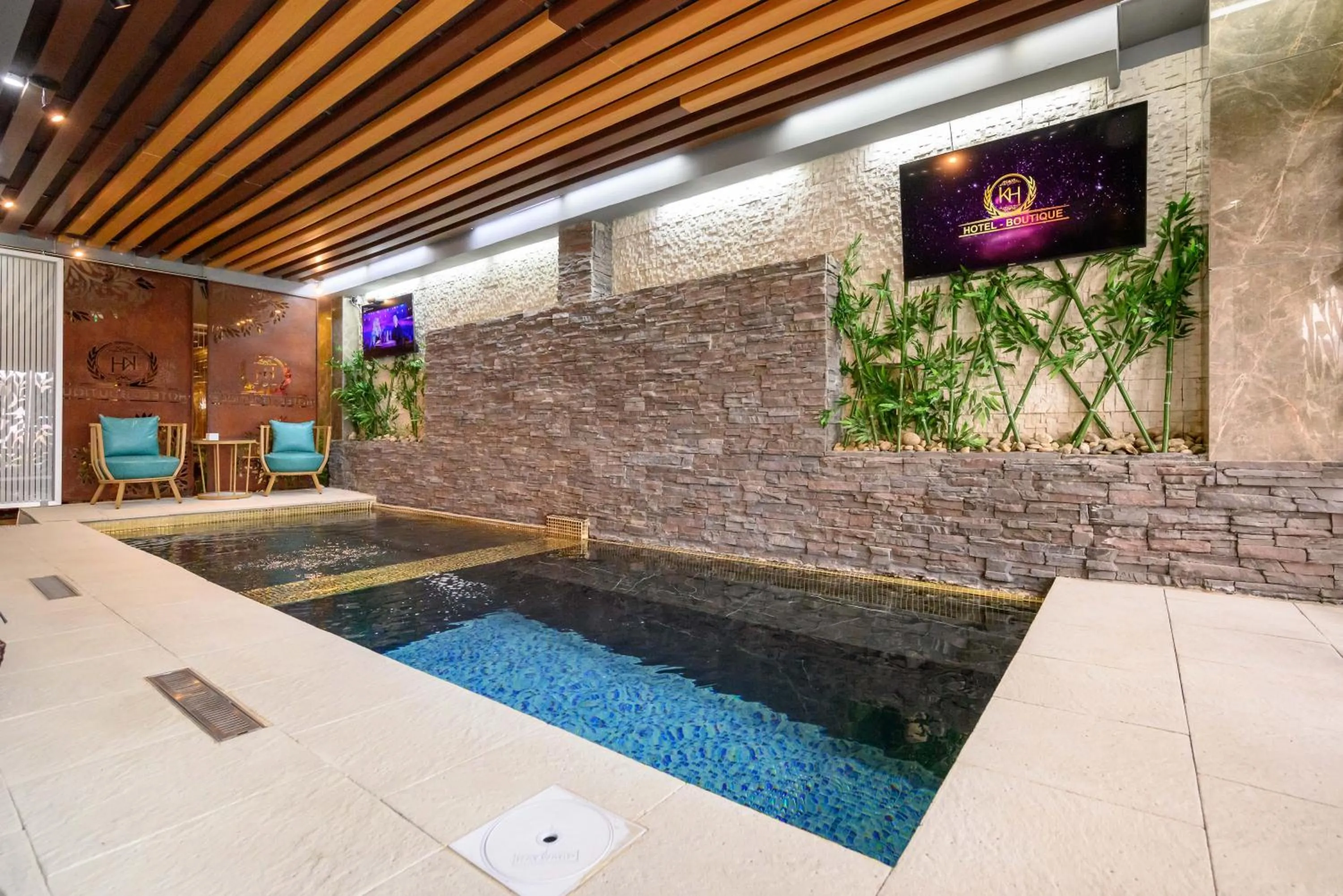 Swimming pool in KH Hotel Boutique