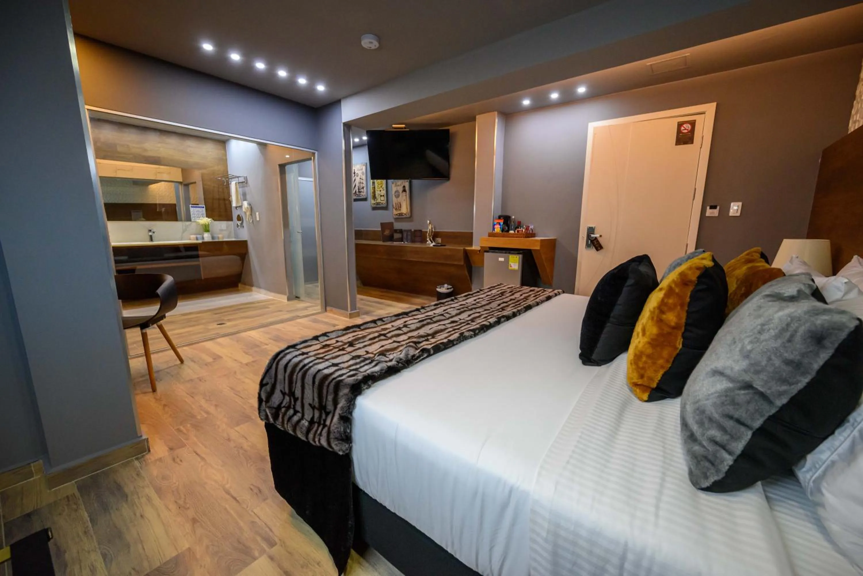 Photo of the whole room in KH Hotel Boutique