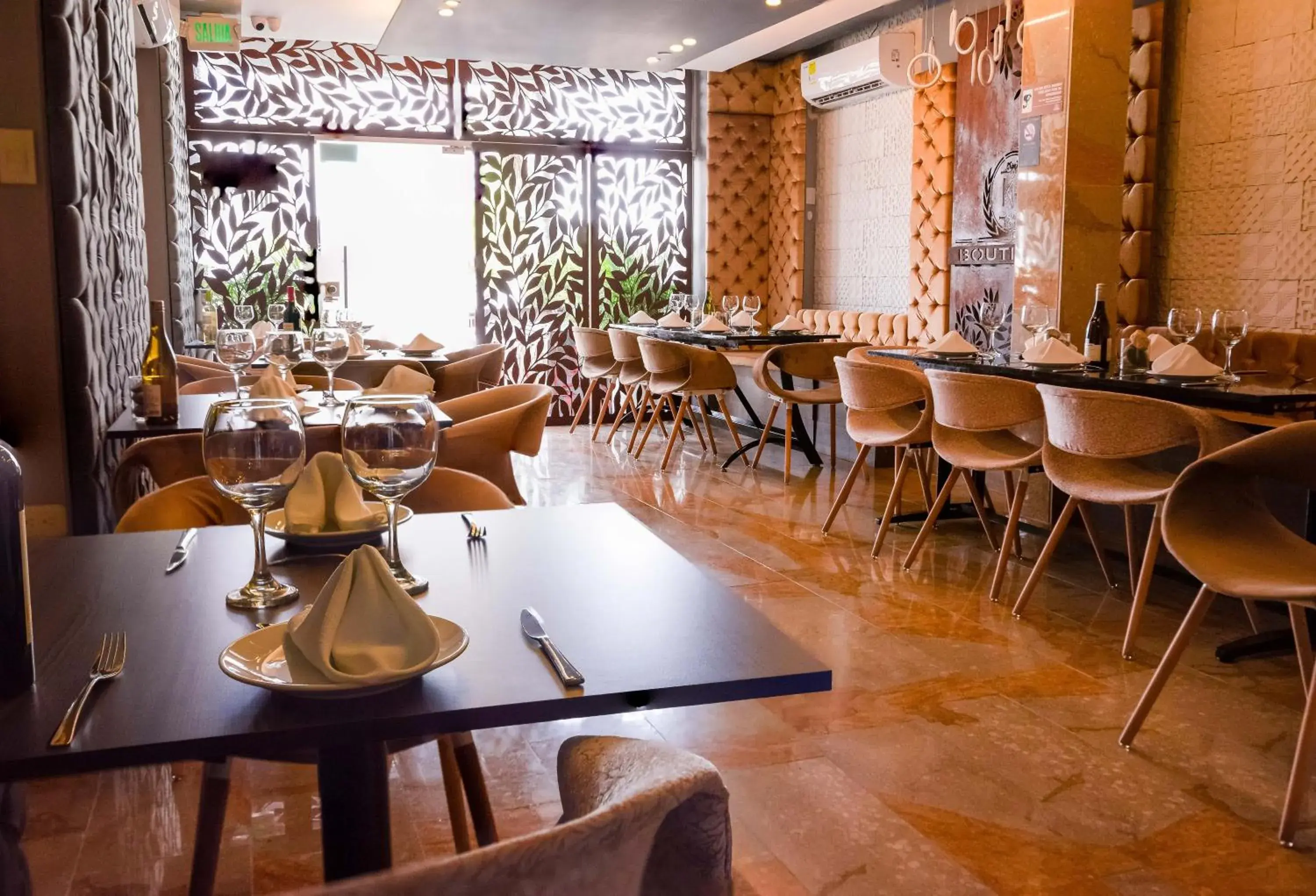Restaurant/places to eat in KH Hotel Boutique Restaurant/places to eat in KH Hotel Boutique