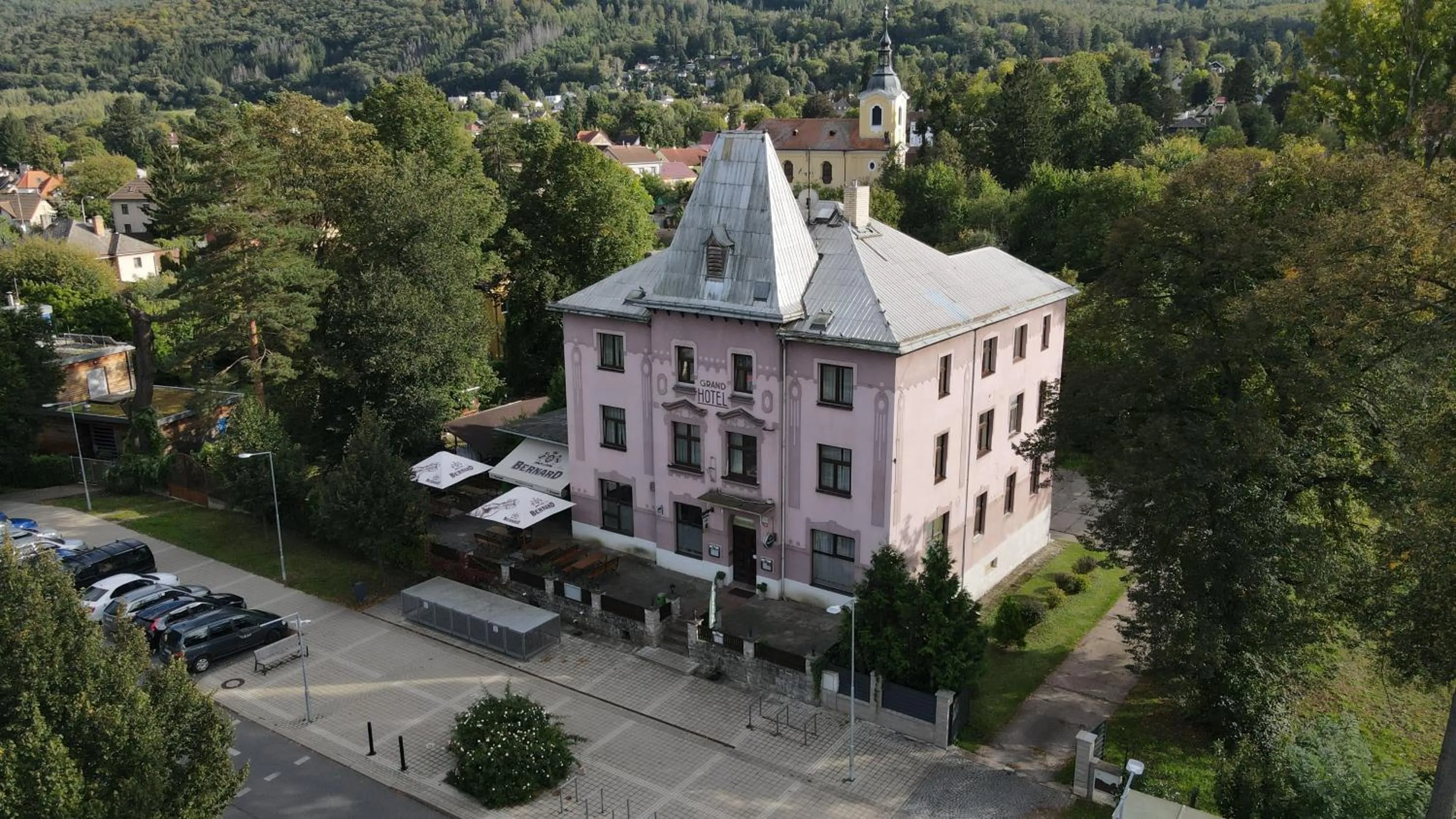 Hotel Grand