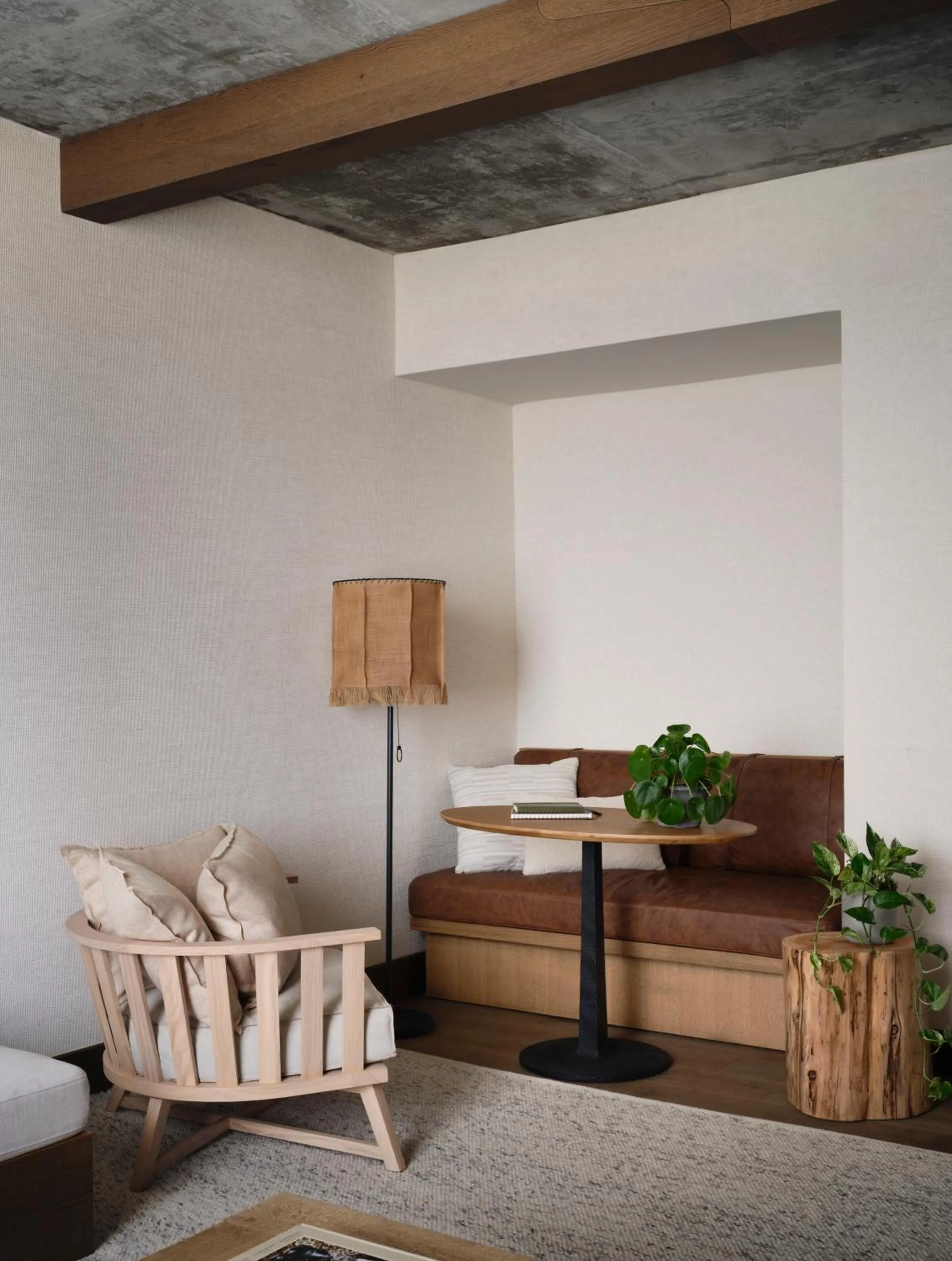 Living room in 1 Hotel Nashville