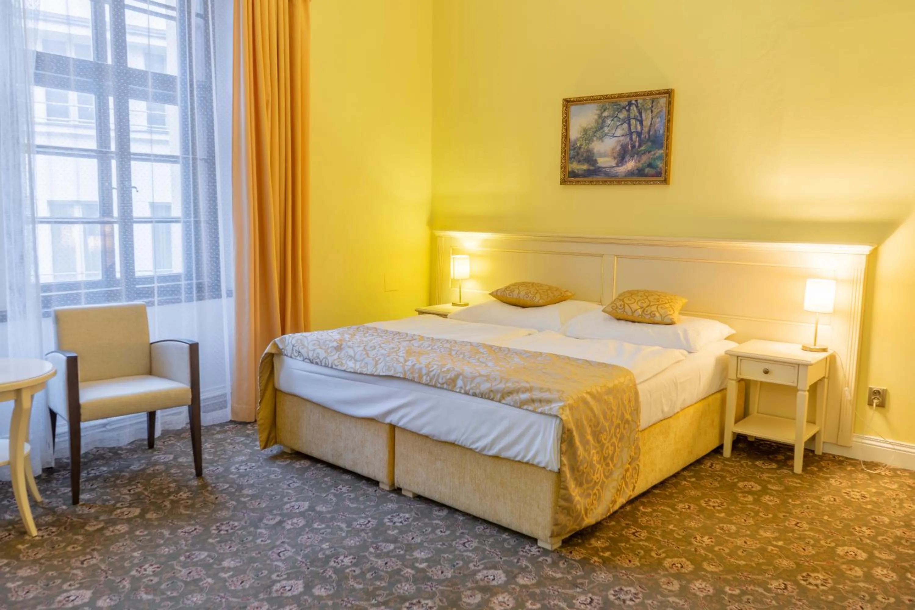 Bedroom, Bed in Hotel Metamorphis