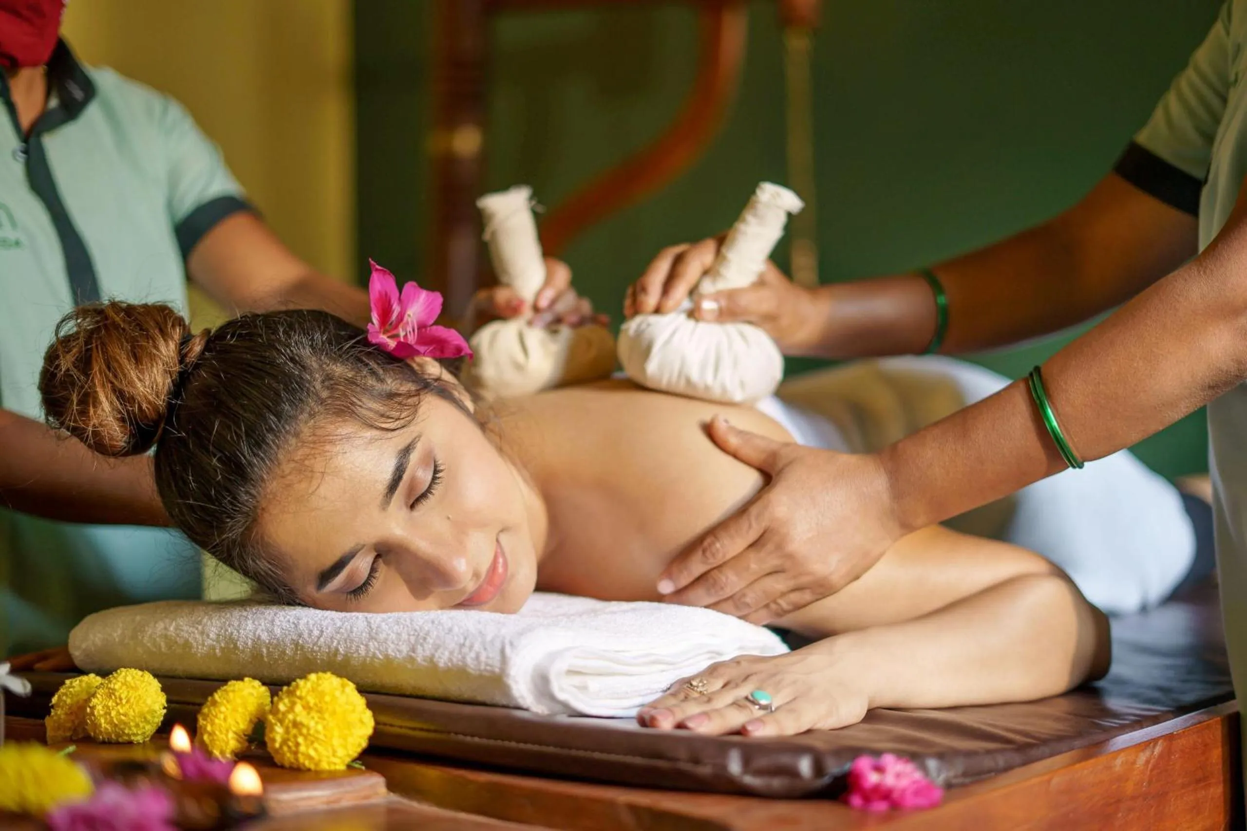 Massage in Sarth Ayurveda Retreat and Wellness Centre