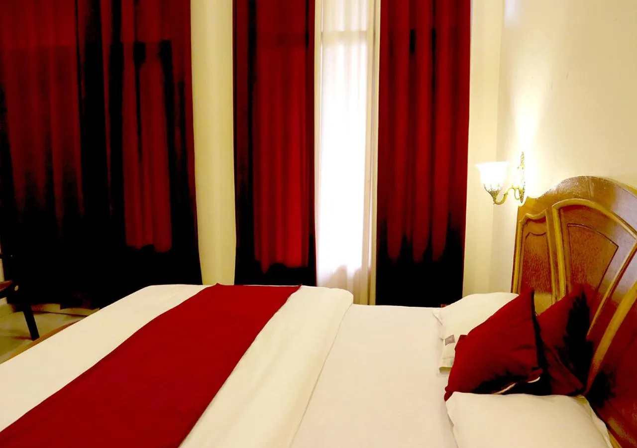 Bedroom in Hotel Sanawar View