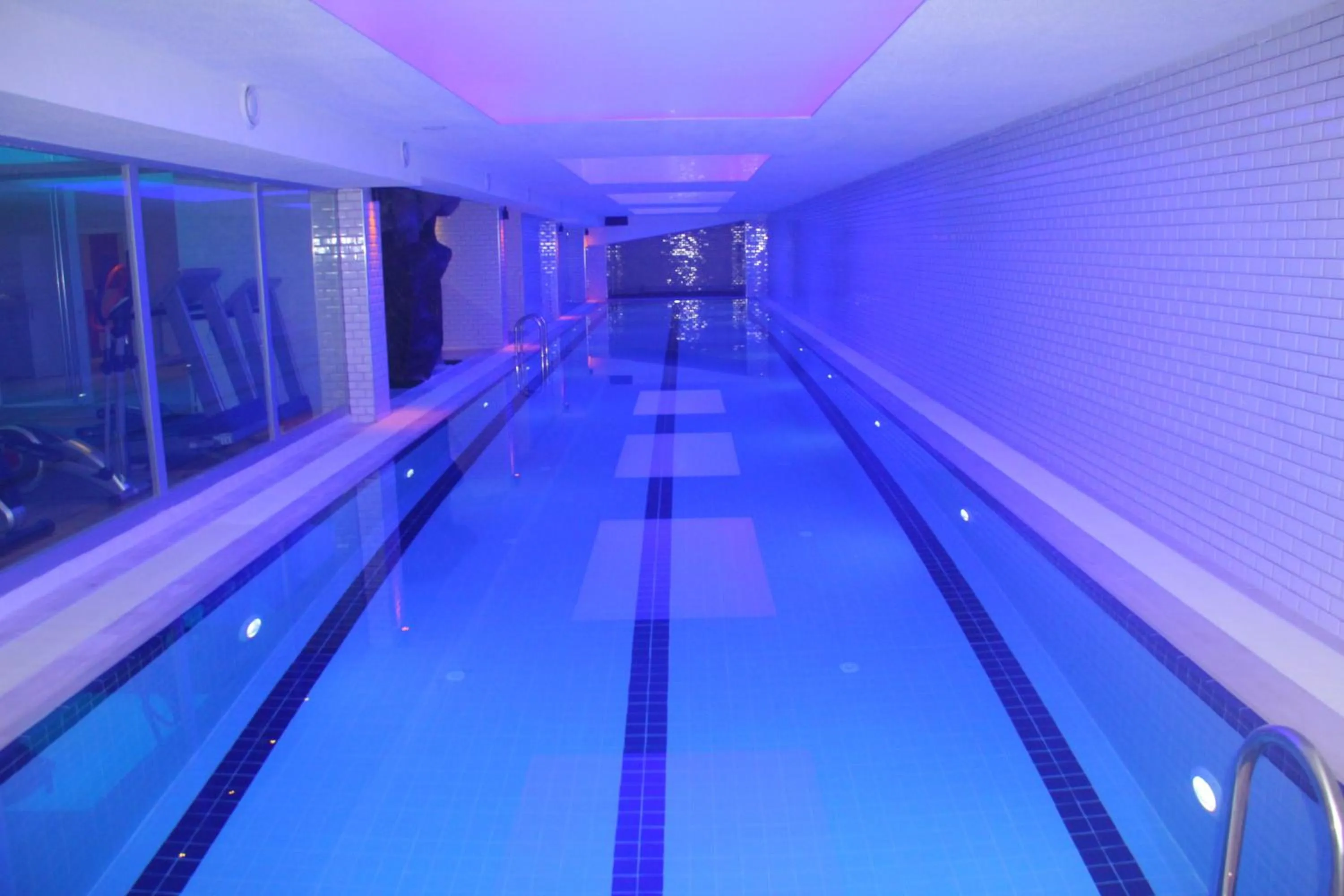 Swimming pool in Grand Amisos Hotel