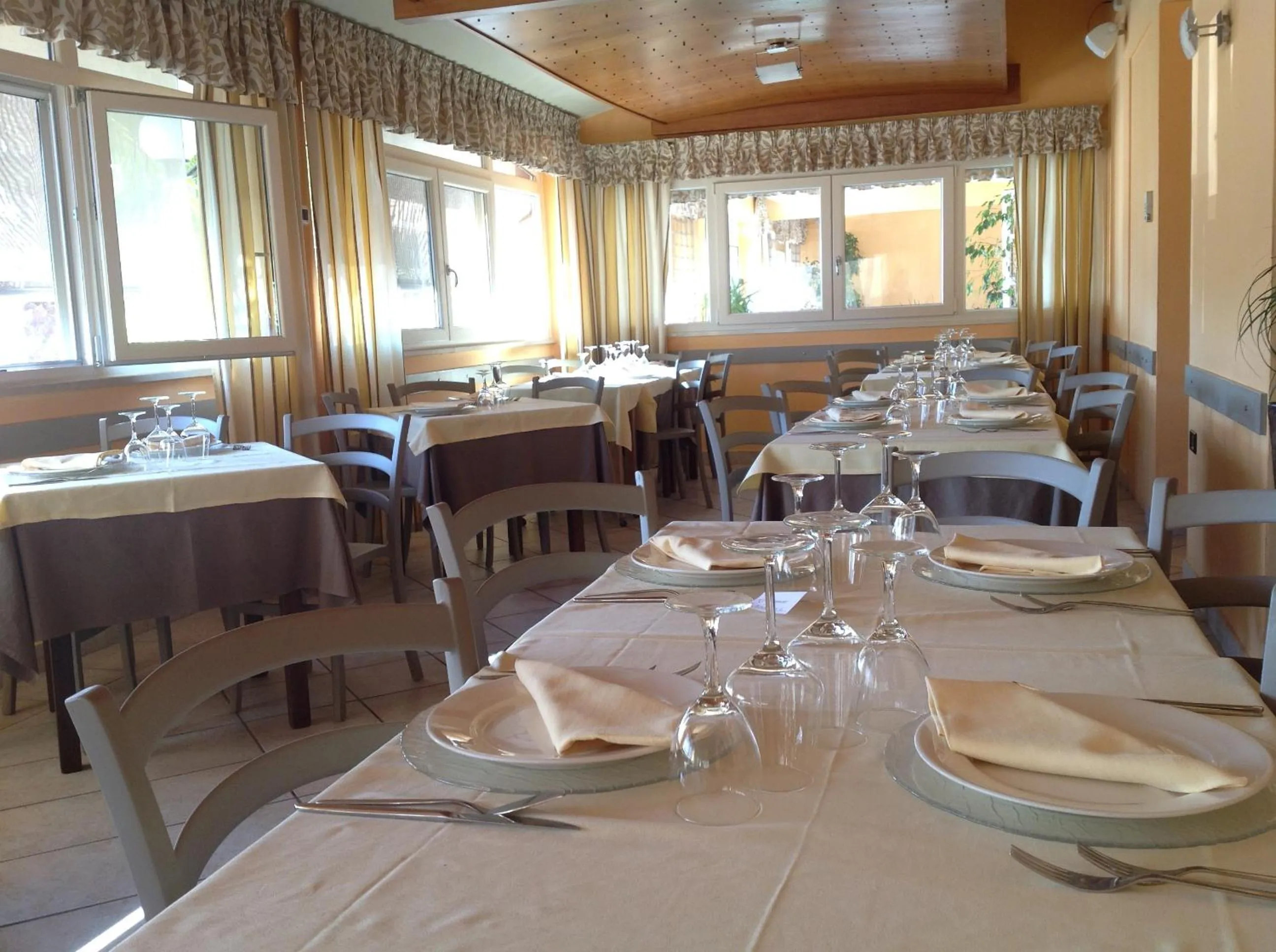 Restaurant/places to eat in Hotel La Rosa Dei Venti