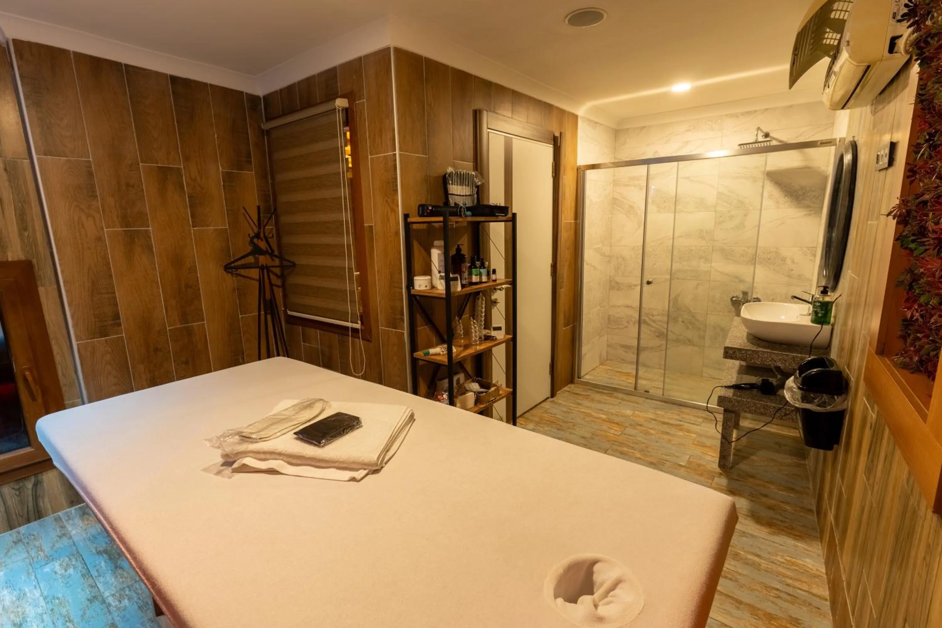 Massage in Fengo Hotel & Spa